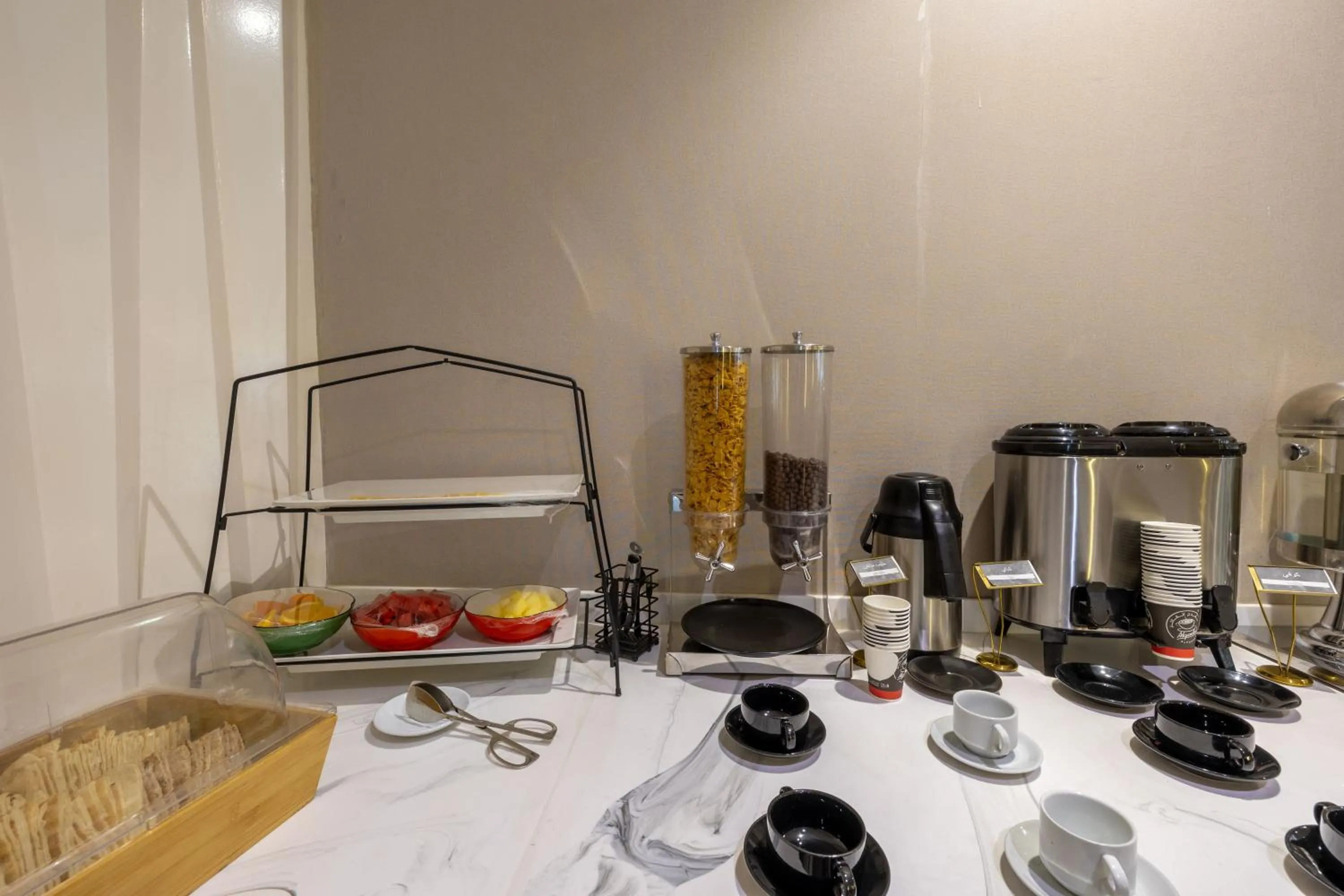 Al Muahidb Residence Al Takhasossi 4