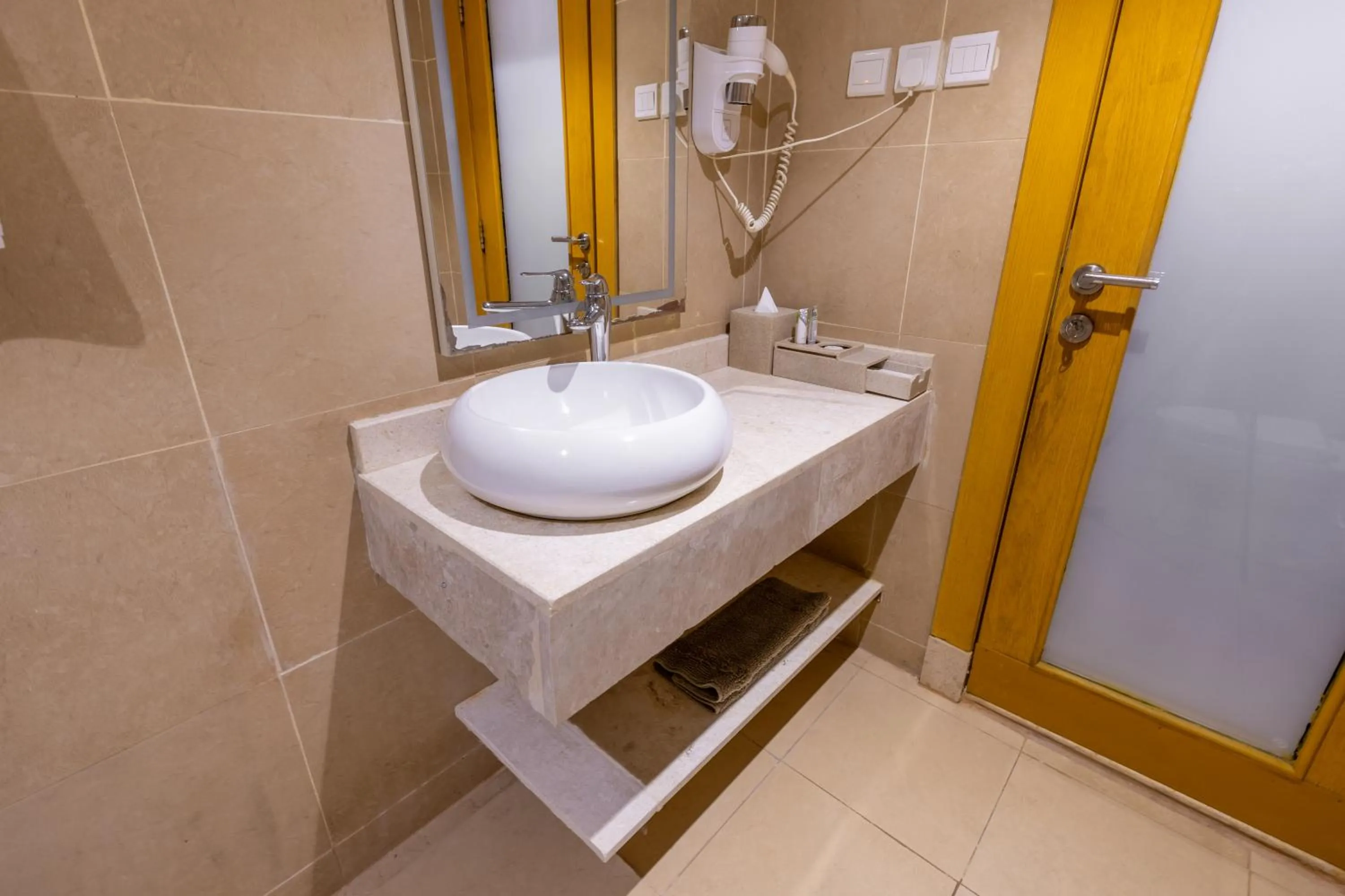 Al Muahidb Residence Al Takhasossi 4