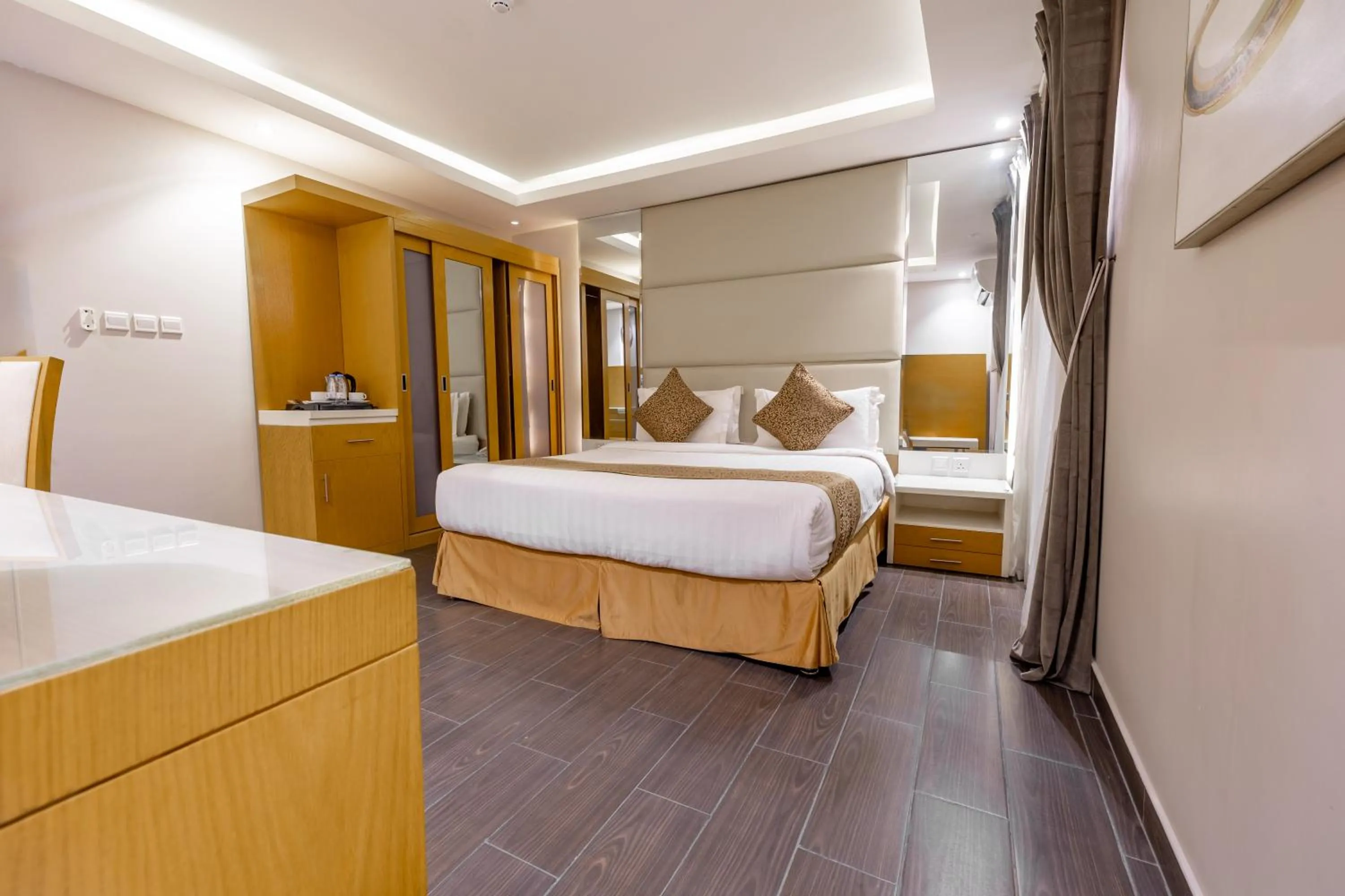 Bed in Al Muahidb Residence Al Takhasossi 4