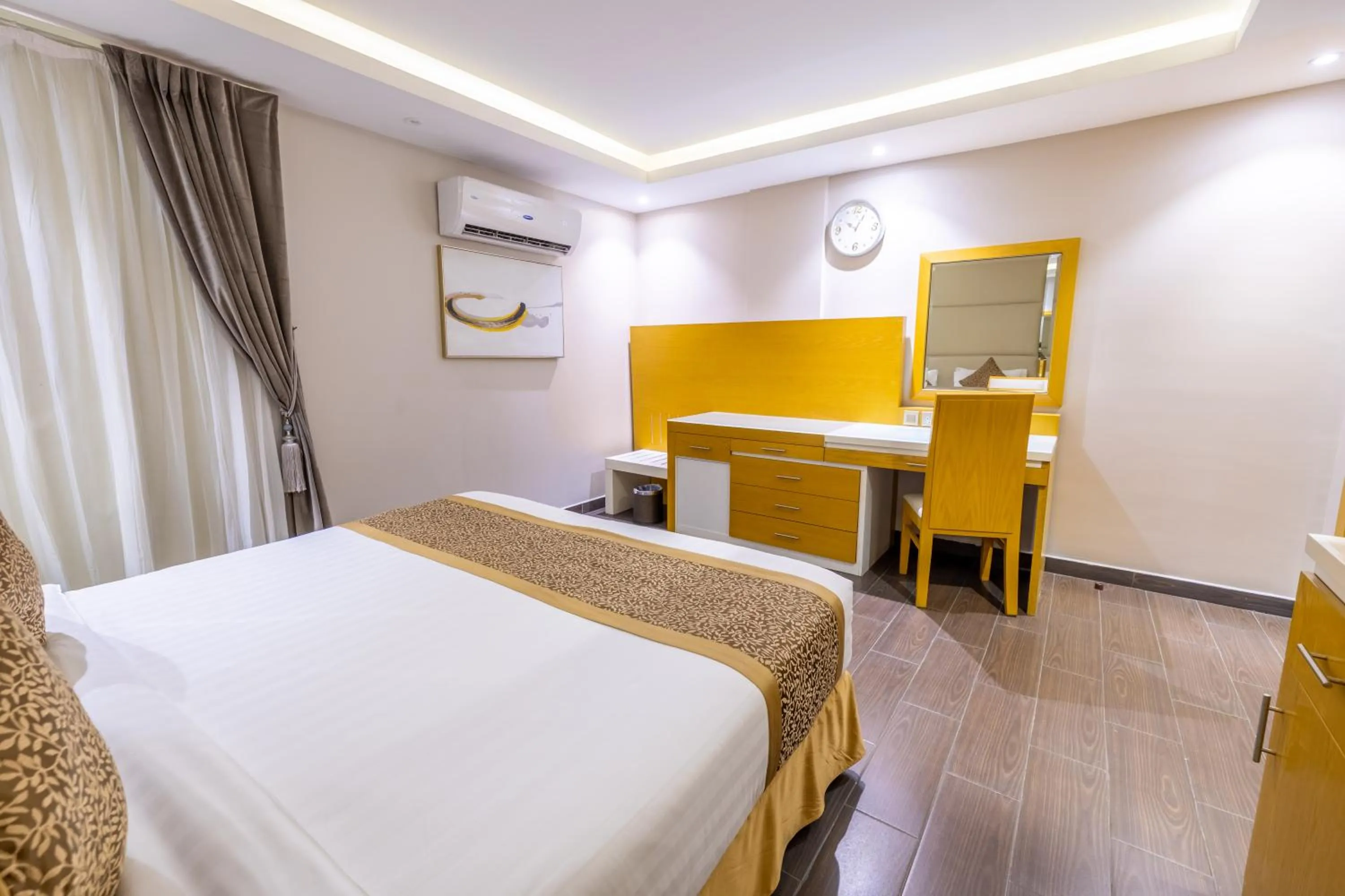 Bed in Al Muahidb Residence Al Takhasossi 4