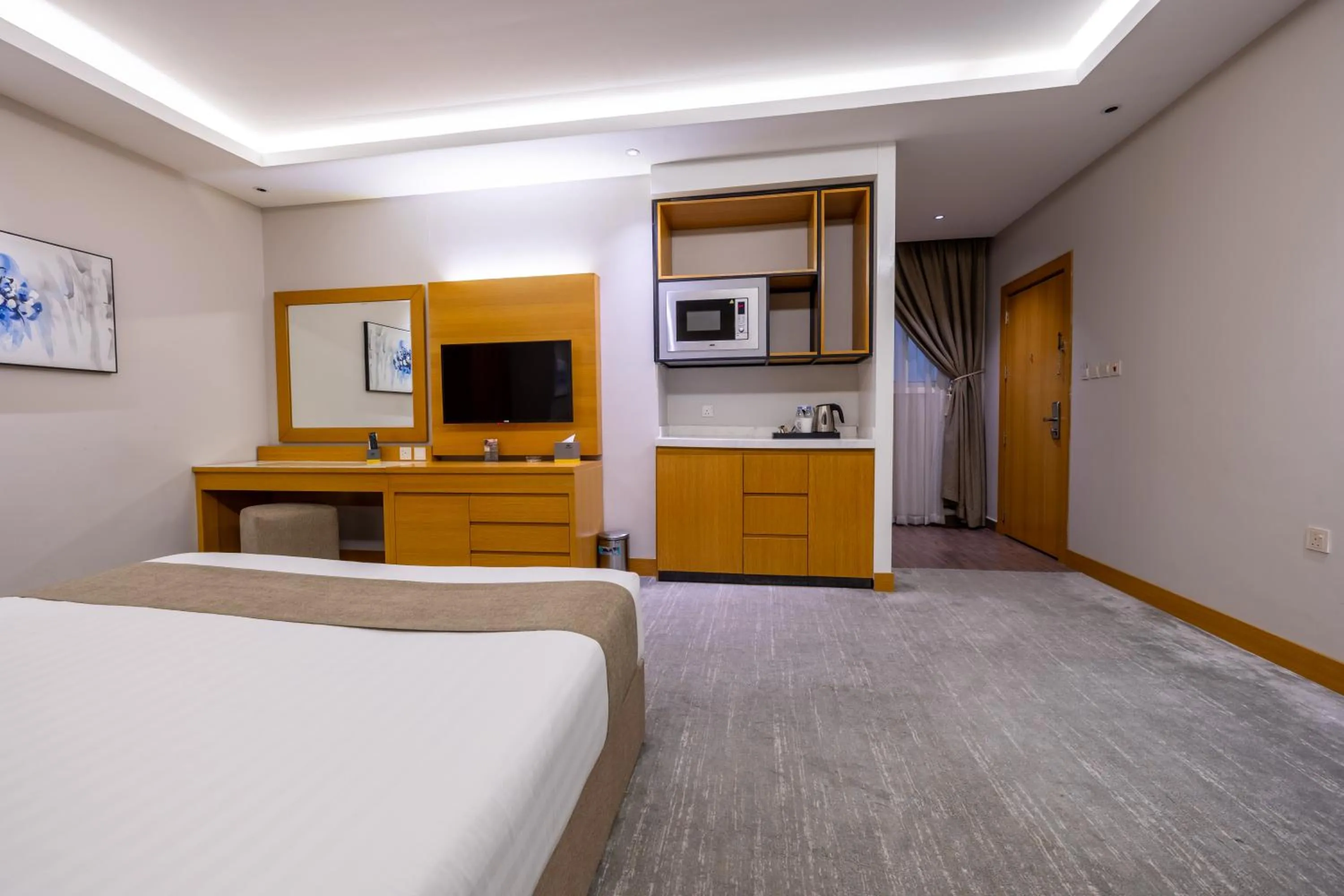 Bed in Al Muahidb Residence Al Takhasossi 4