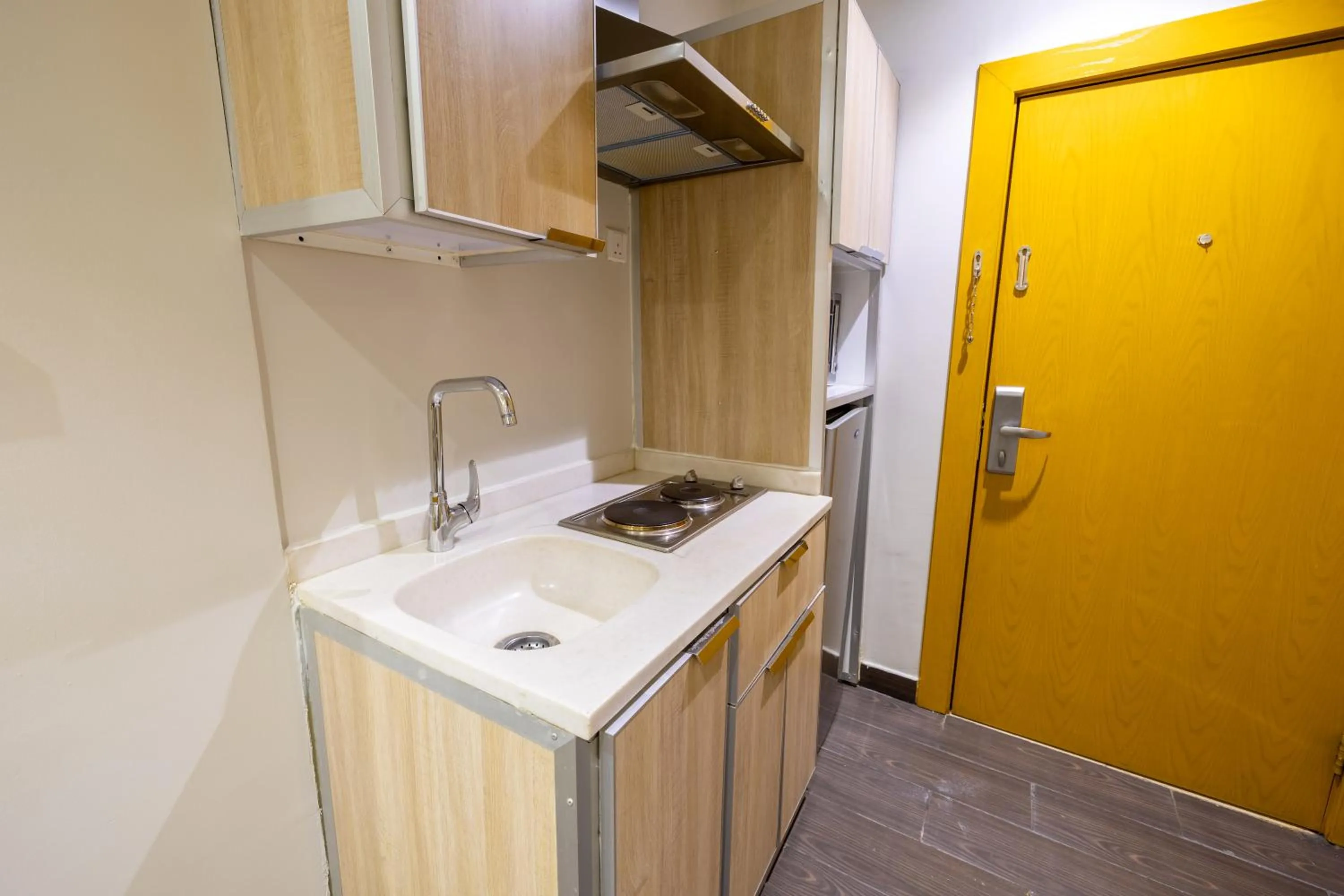 Al Muahidb Residence Al Takhasossi 4