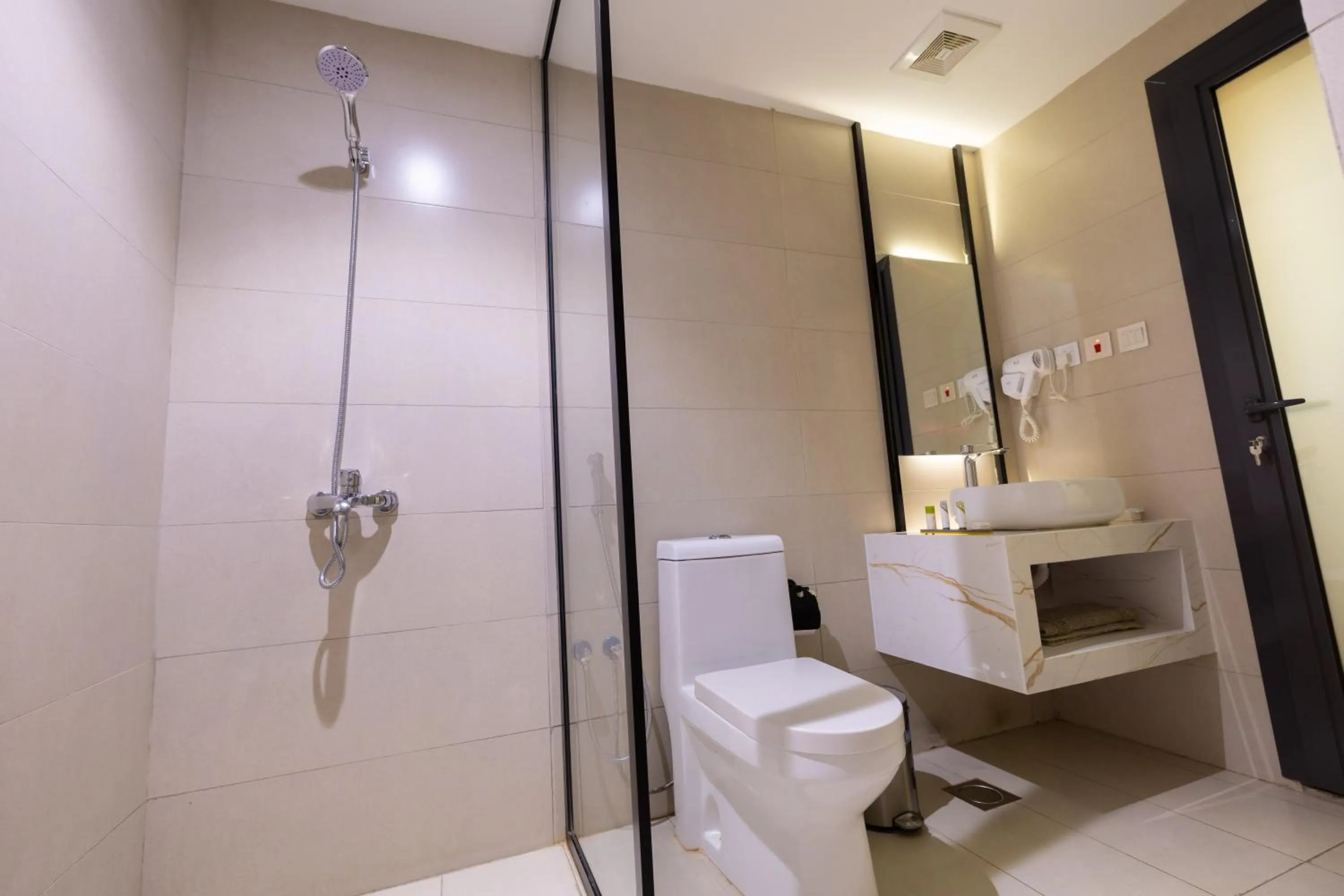 Al Muahidb Residence Al Takhasossi 4