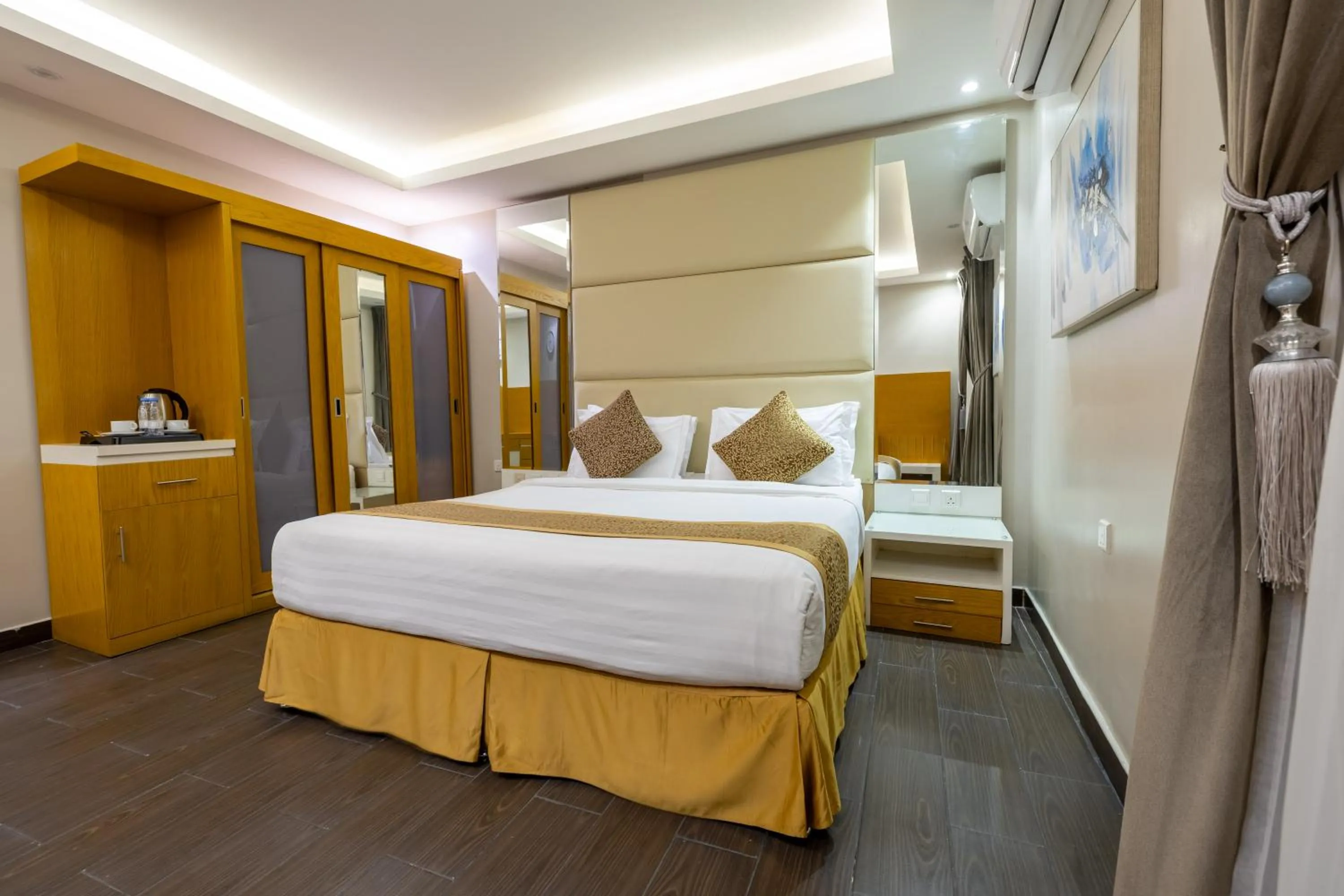 Bed in Al Muahidb Residence Al Takhasossi 4