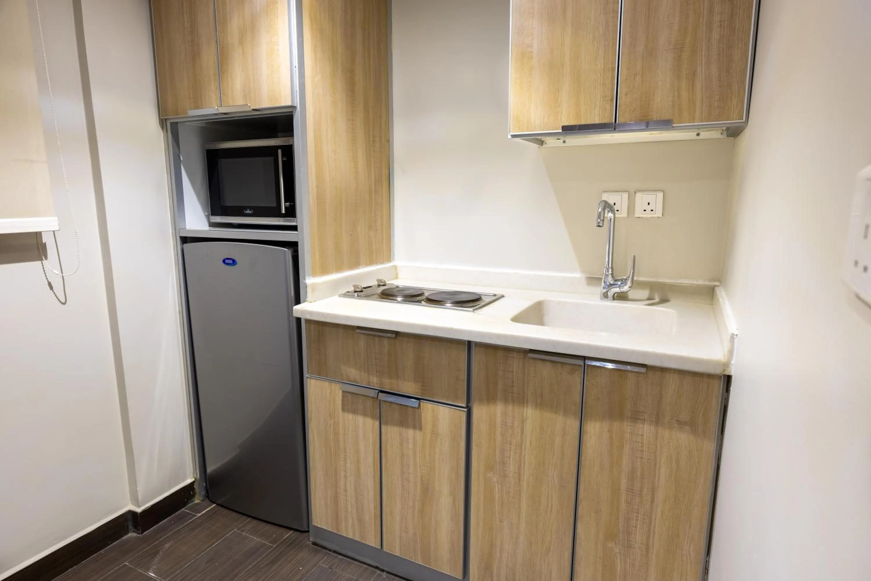 Al Muahidb Residence Al Takhasossi 4