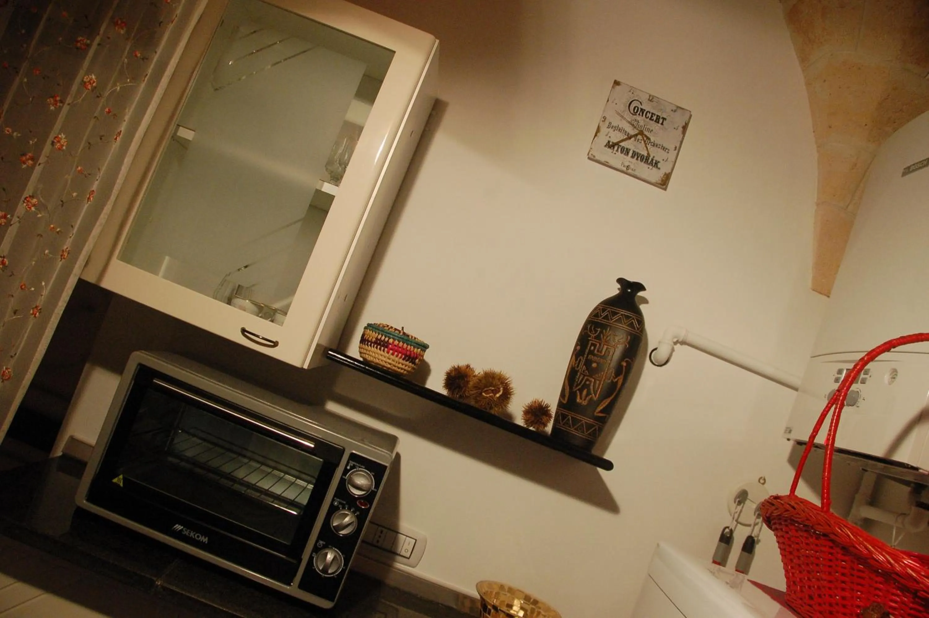 Communal kitchen in Antro delle Muse