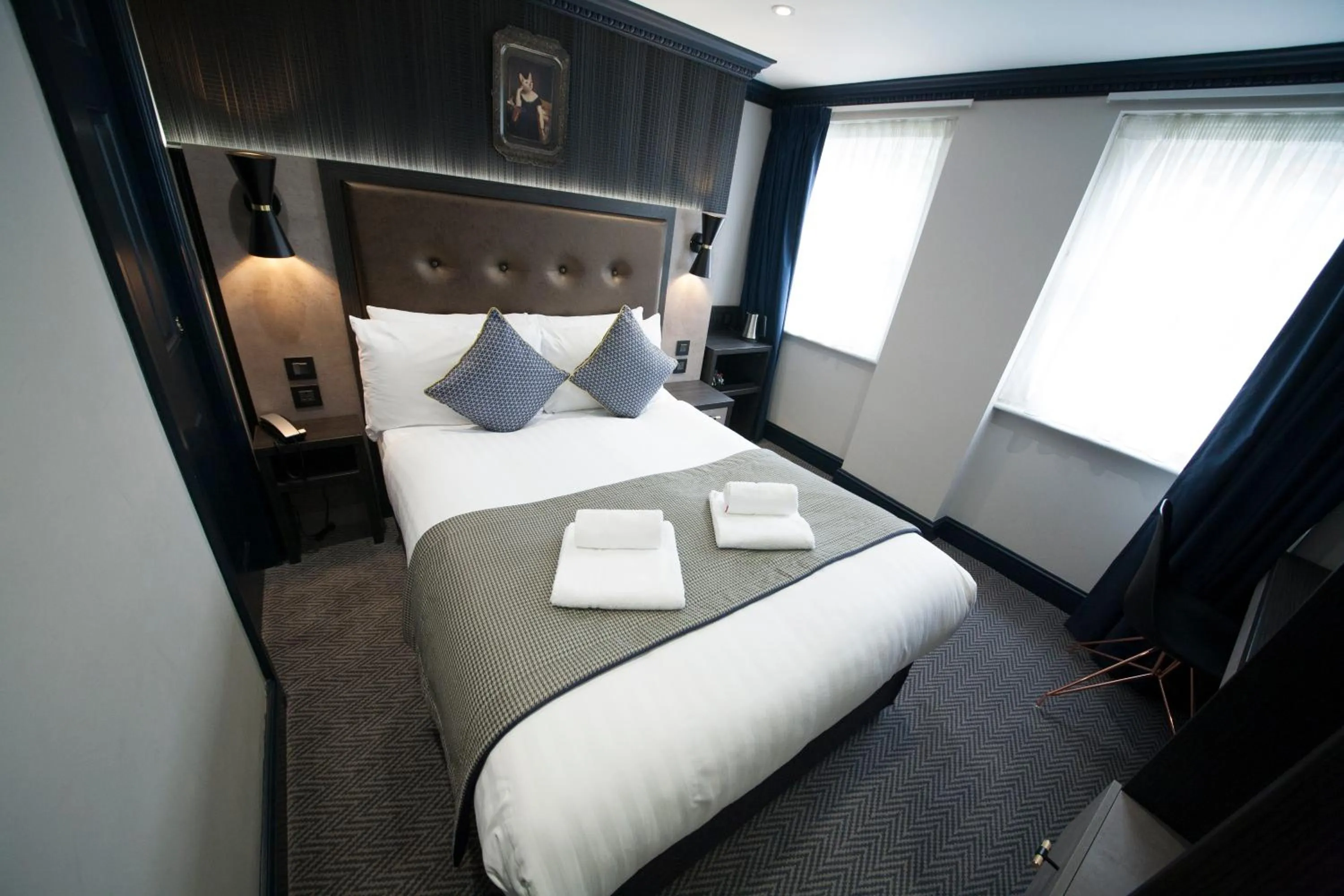 Bedroom, Bed in The House of Toby