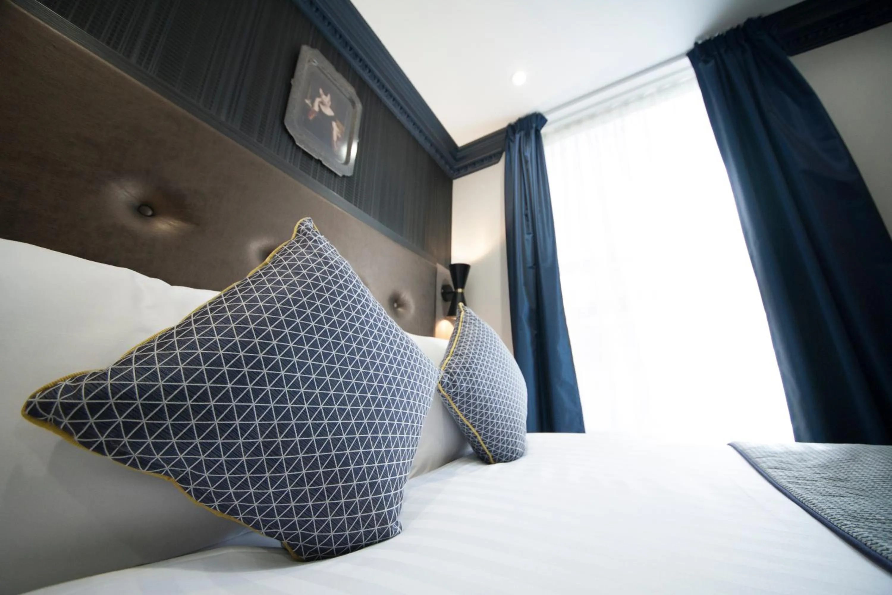 Bedroom, Bed in The House of Toby