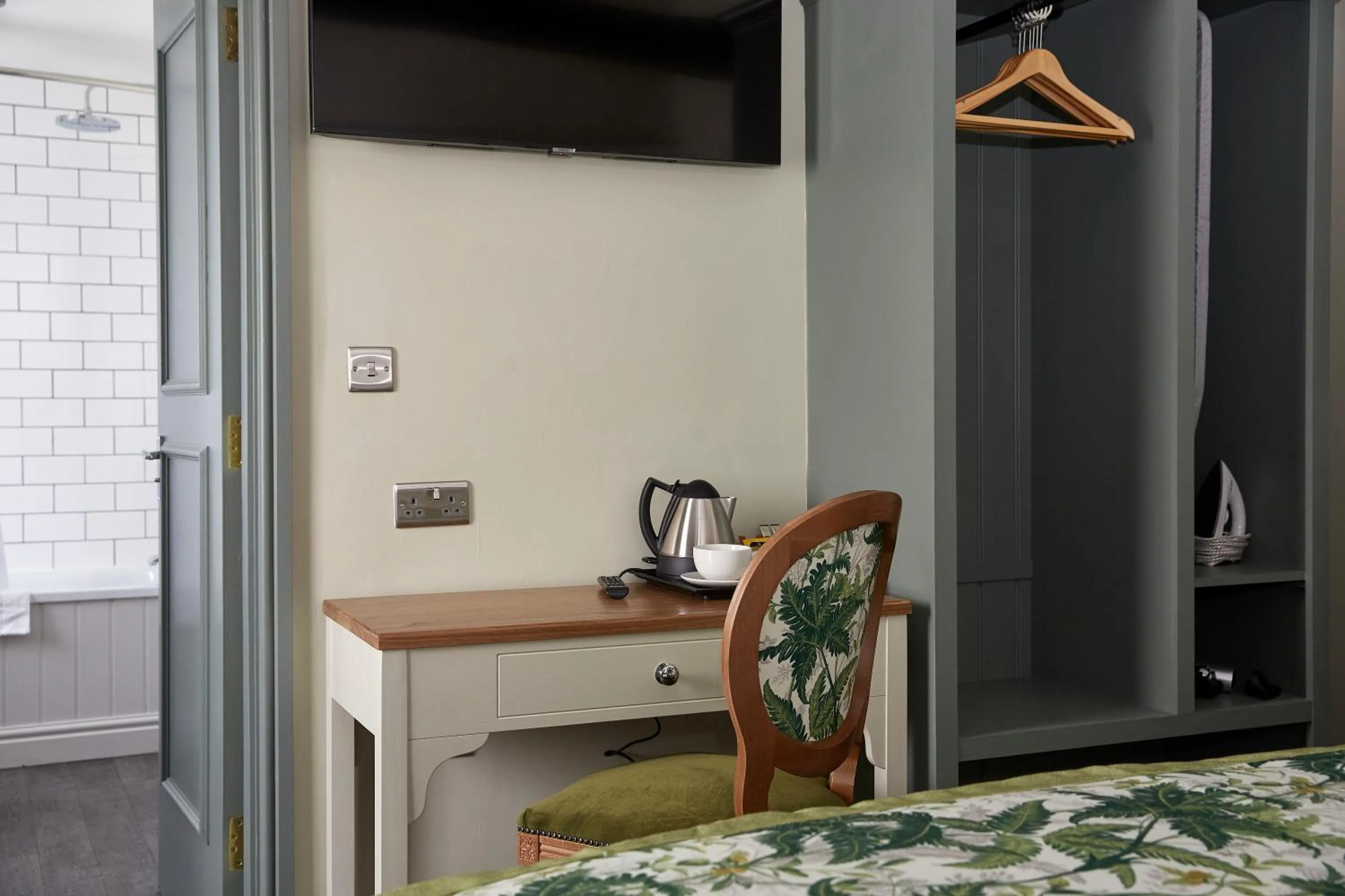 Governors House by Greene King Inns