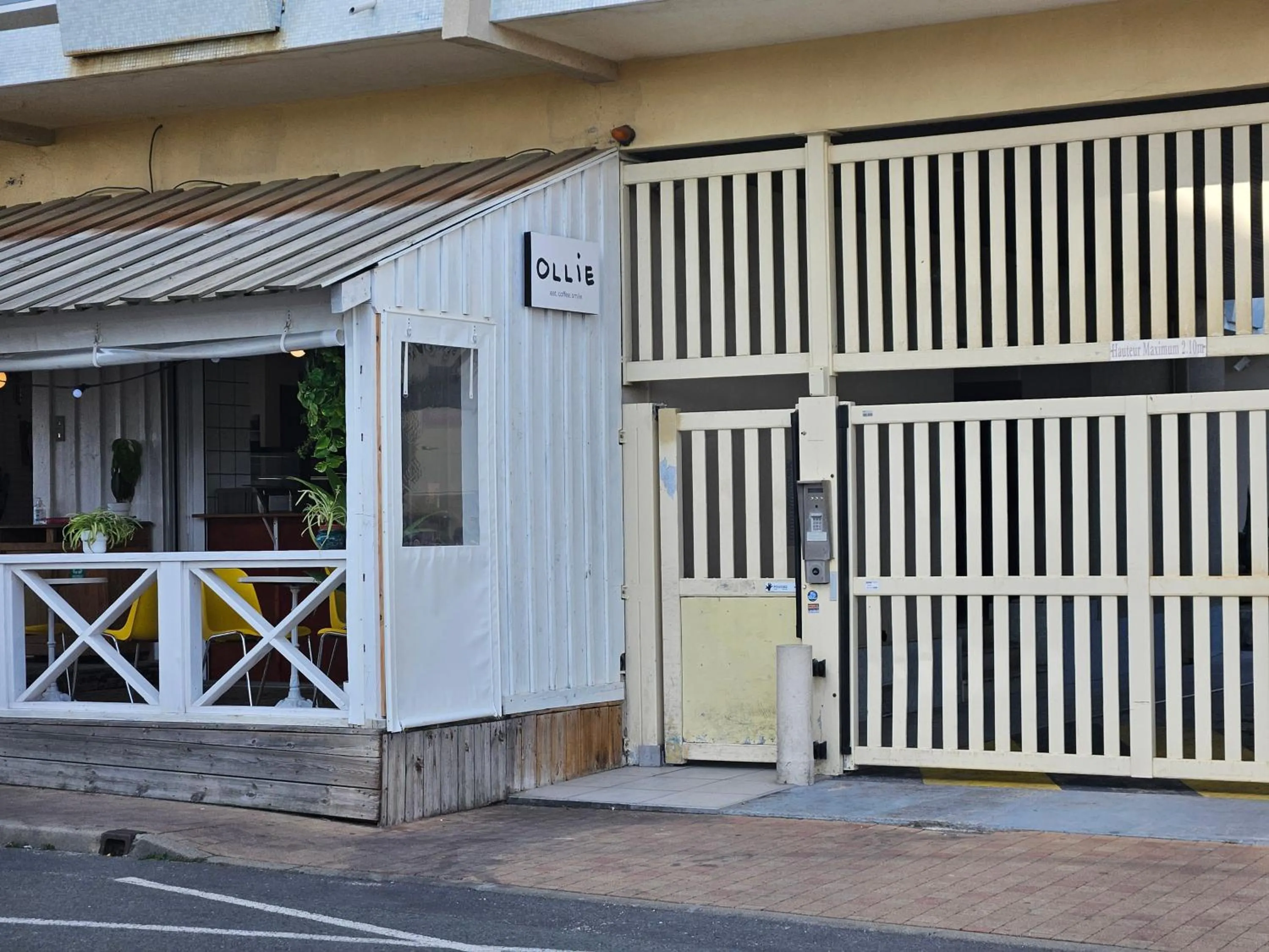 Facade/entrance in Résidence Pasino