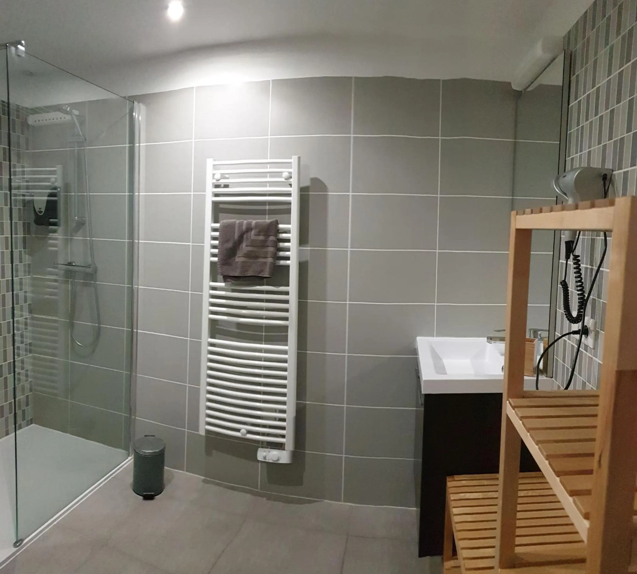 Shower in Résidence Pasino