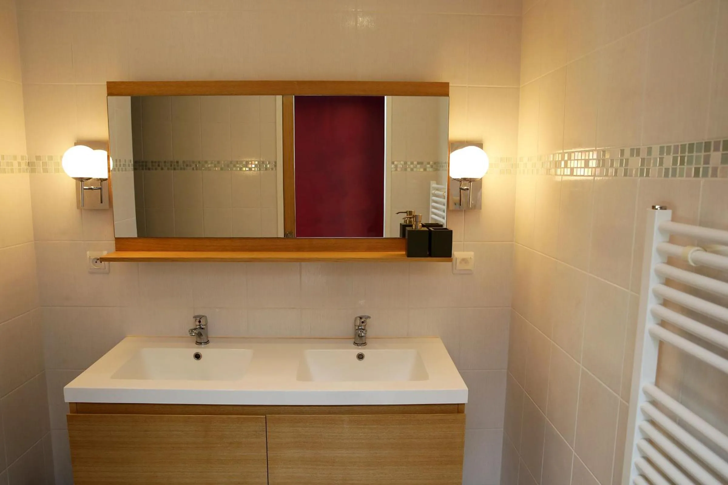 Shower in Résidence Pasino