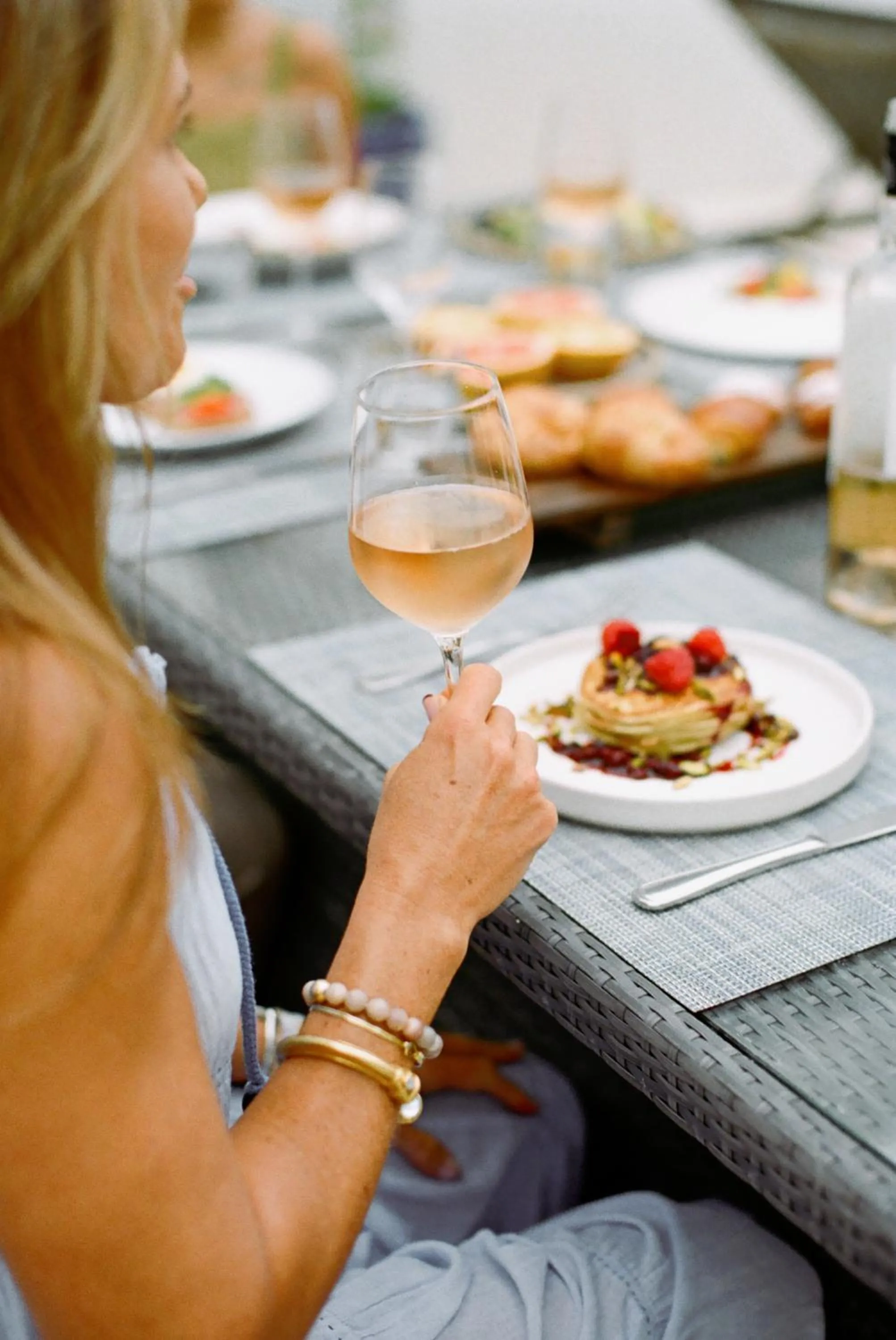 Food and drinks in The Loren at Pink Beach