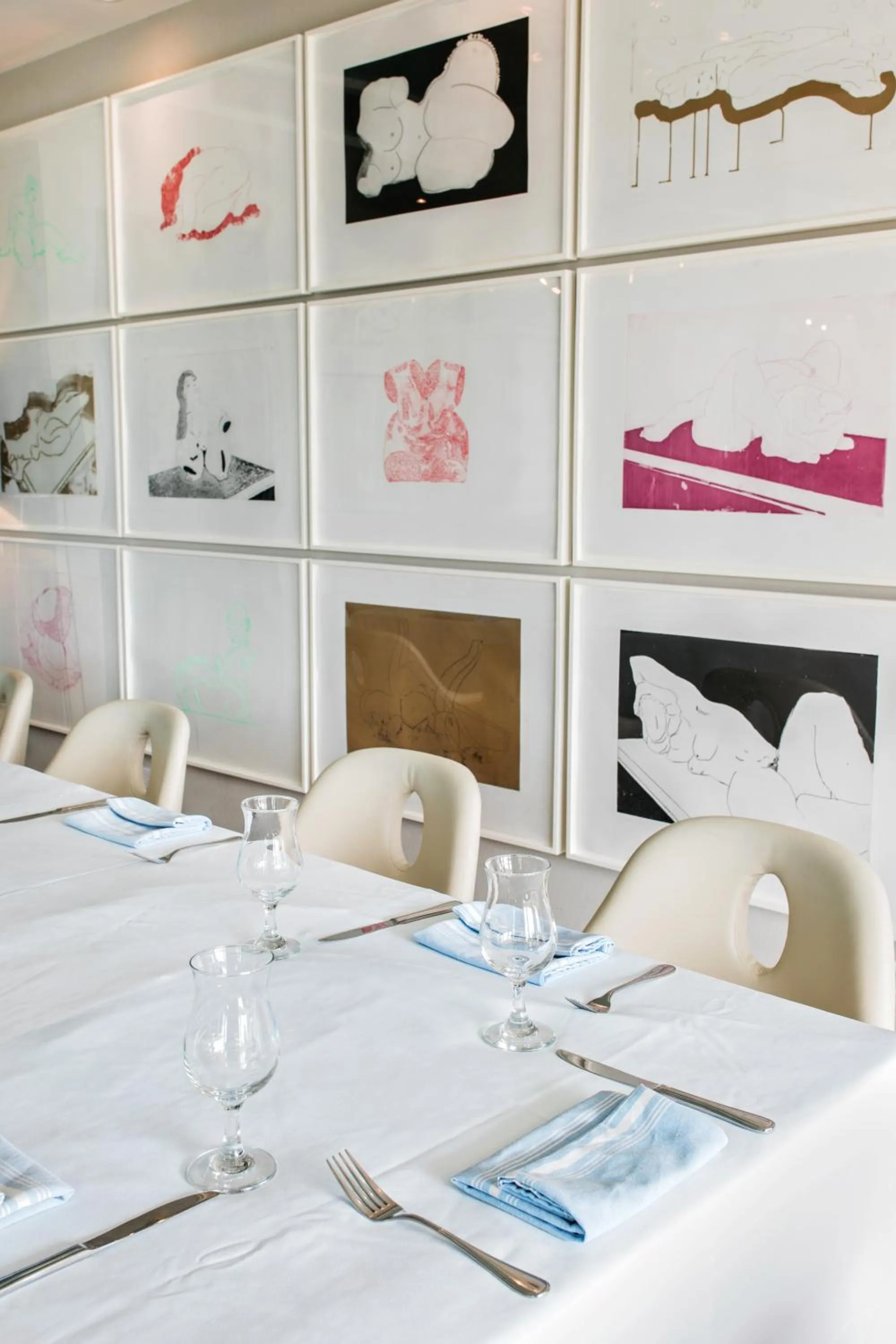 Living room in The Loren at Pink Beach