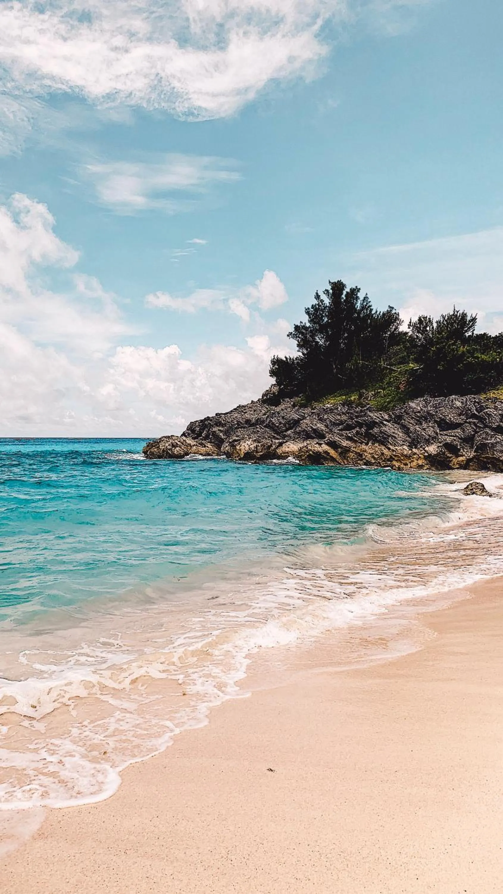 Sea view in The Loren at Pink Beach
