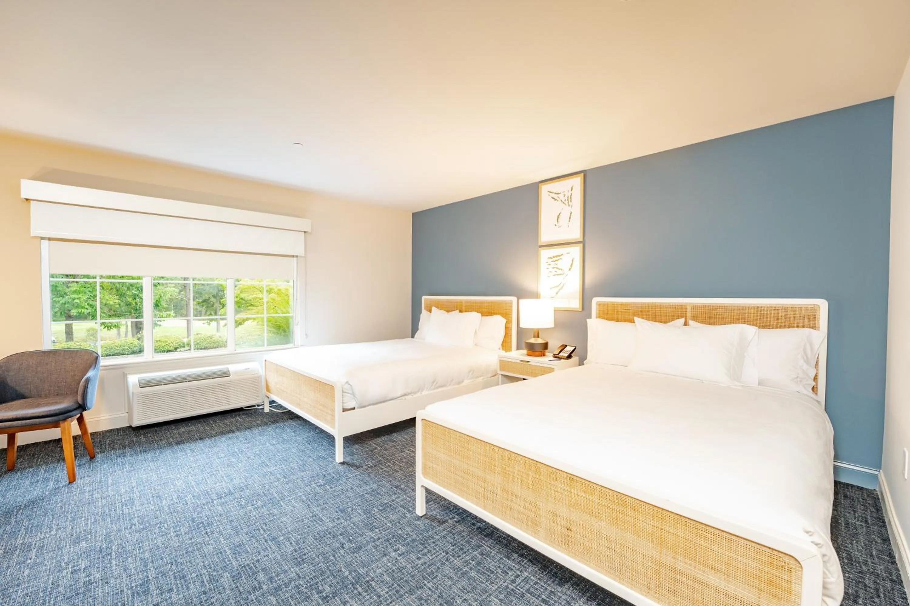 Bed in The Inn at LBI National Golf & Resort