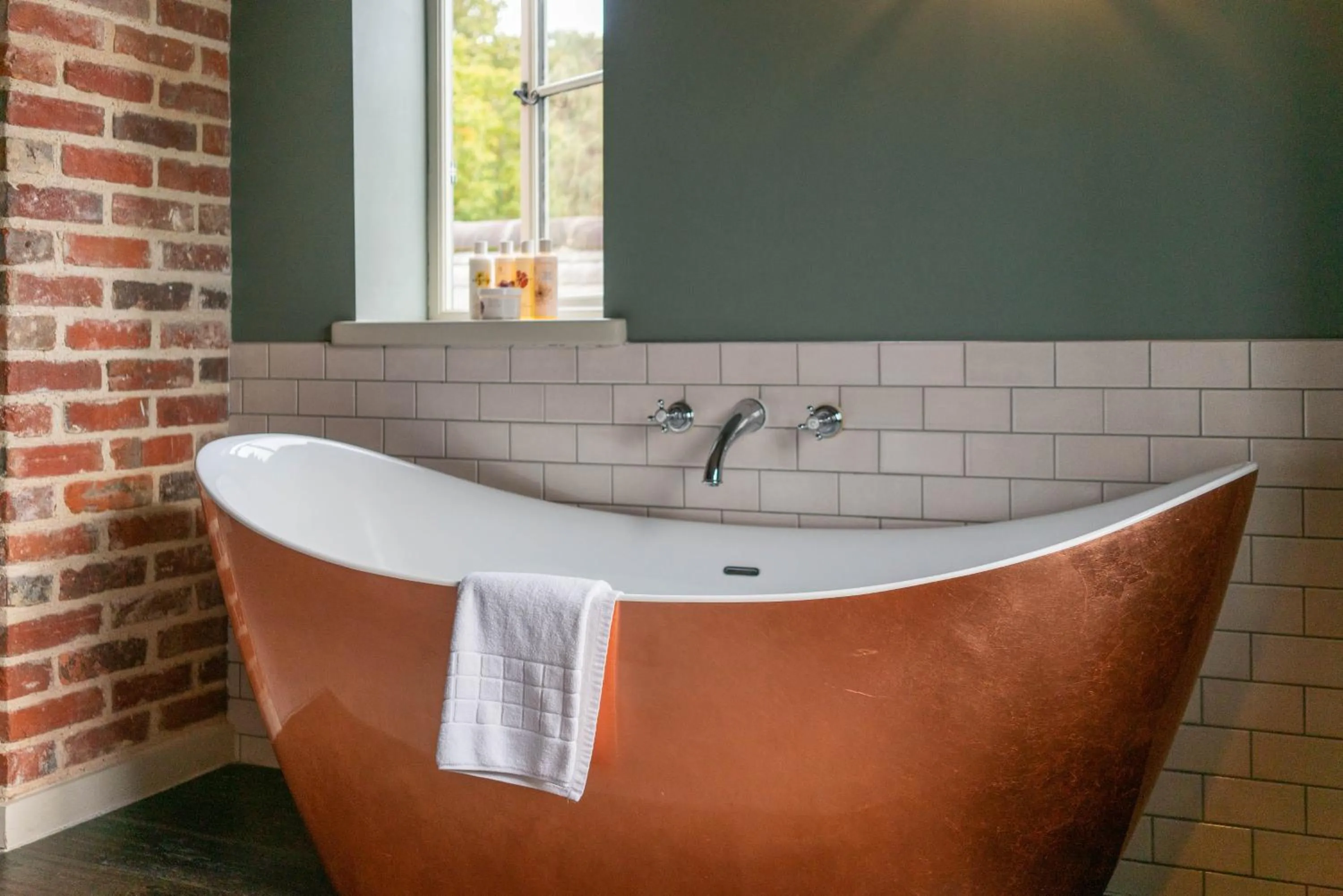 Bathroom in The Welldiggers Arms