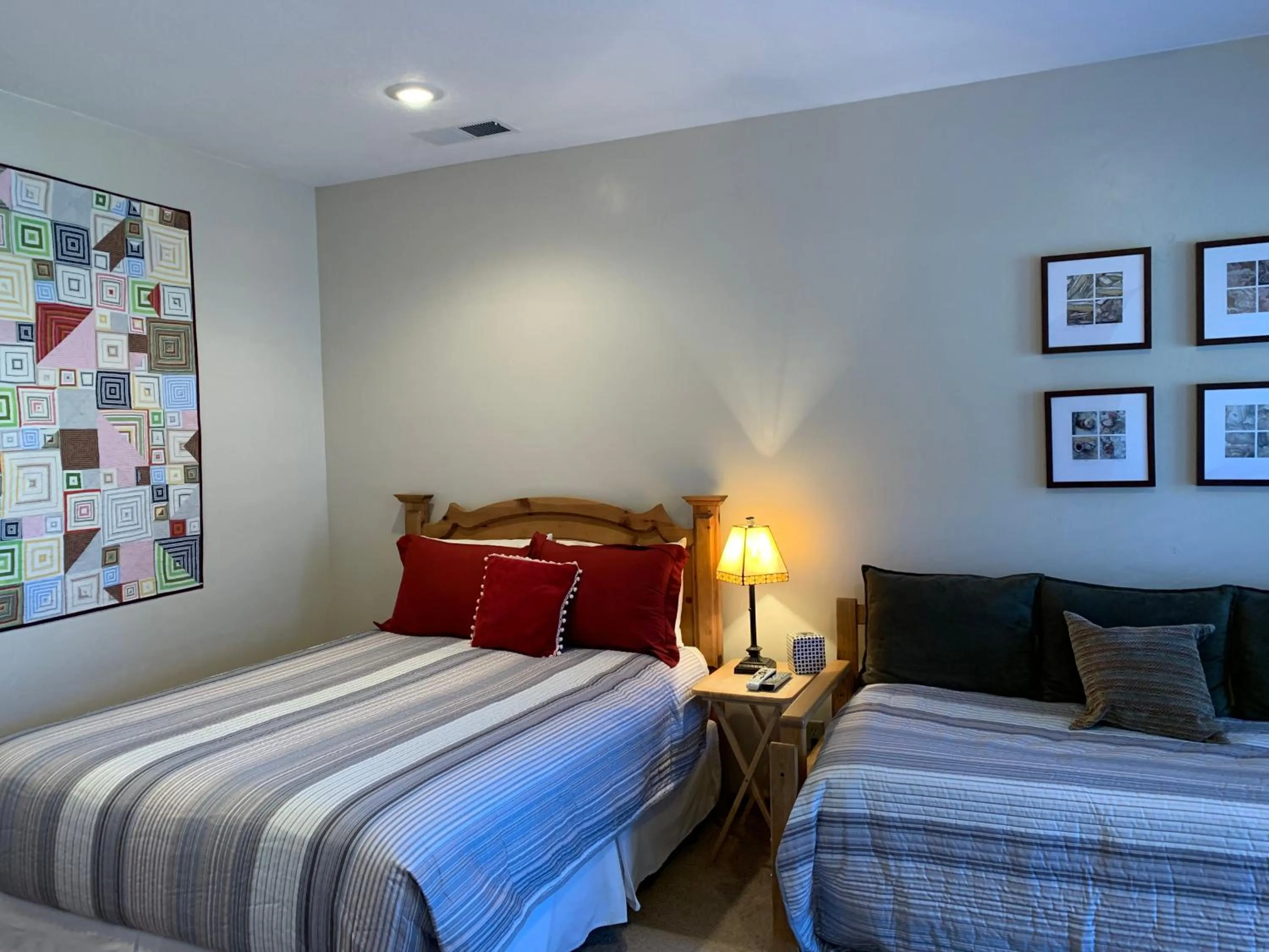 Bed in Slot Canyons Inn Bed & Breakfast