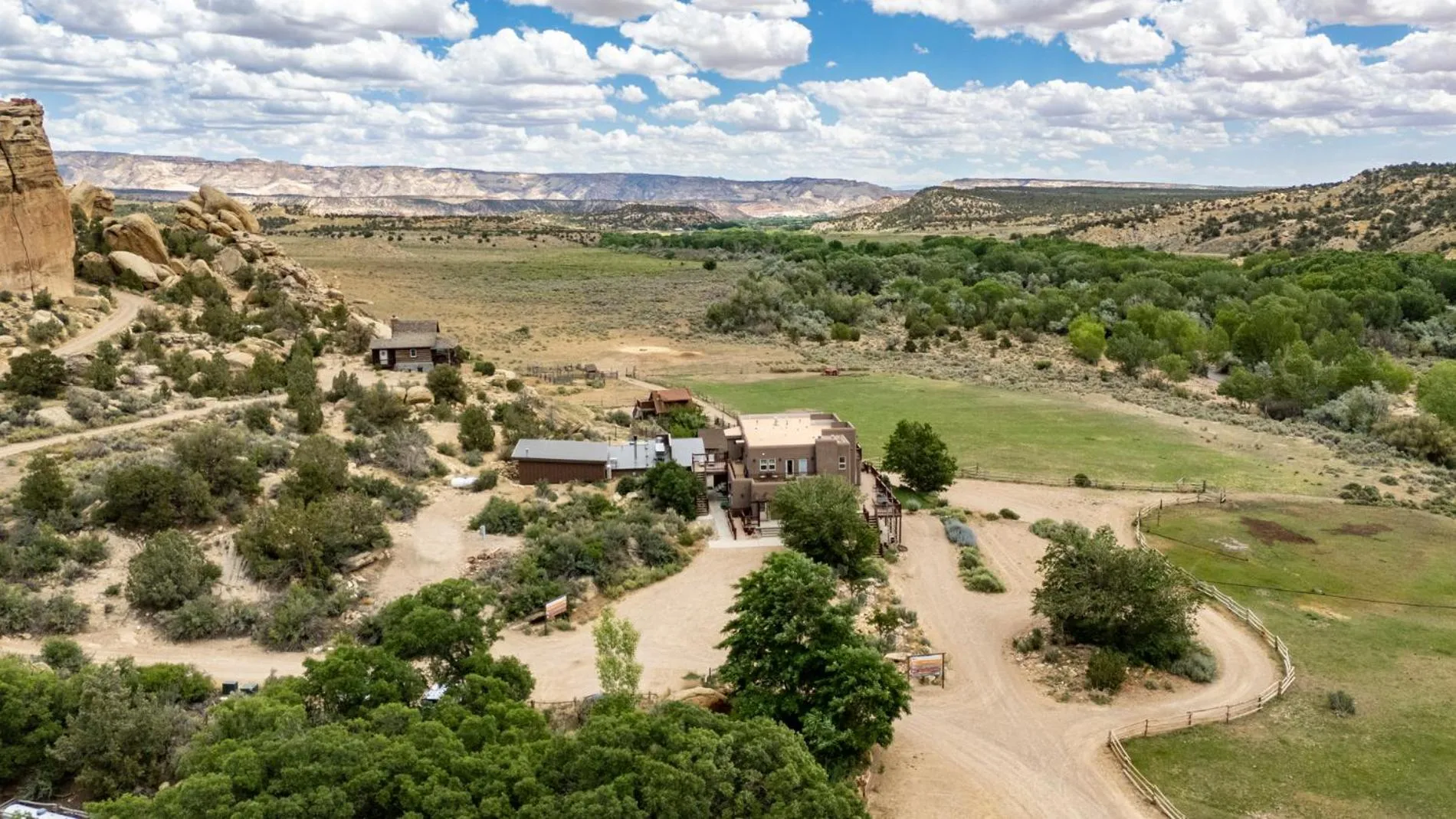 Slot Canyons Inn Bed & Breakfast