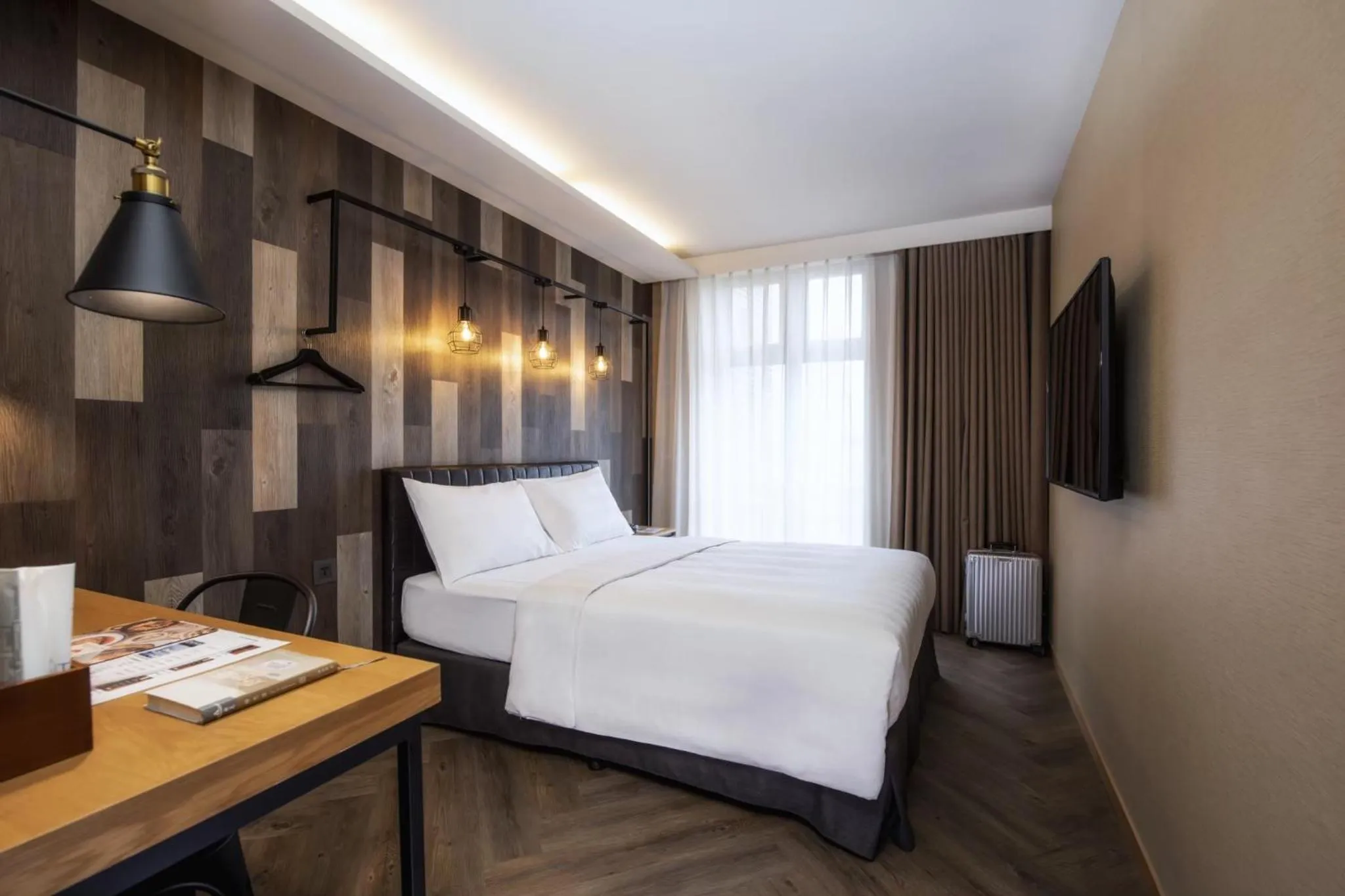 TV and multimedia, Bed in City Suites - Beimen