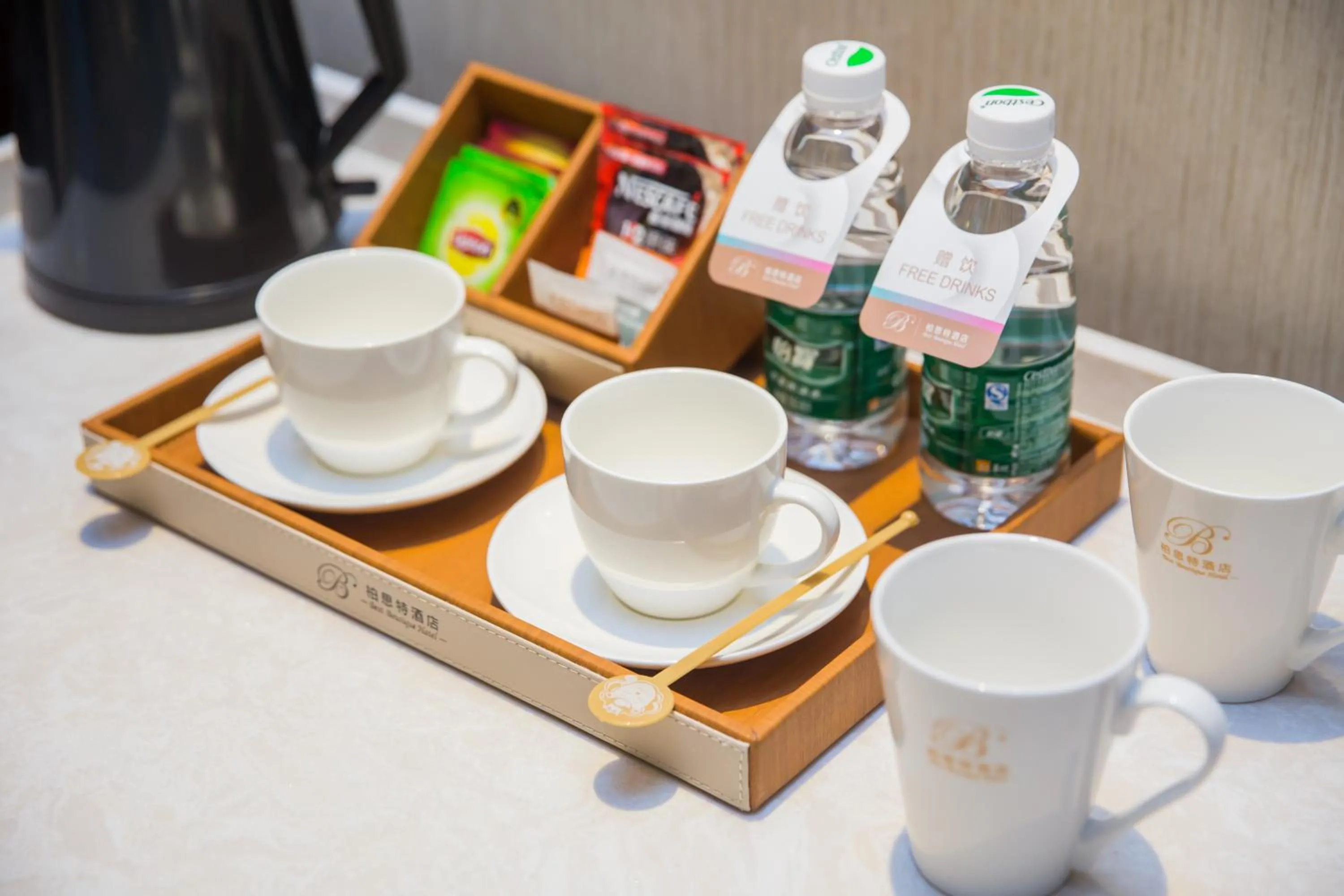 Coffee/tea facilities in Best Boutique Hotel
