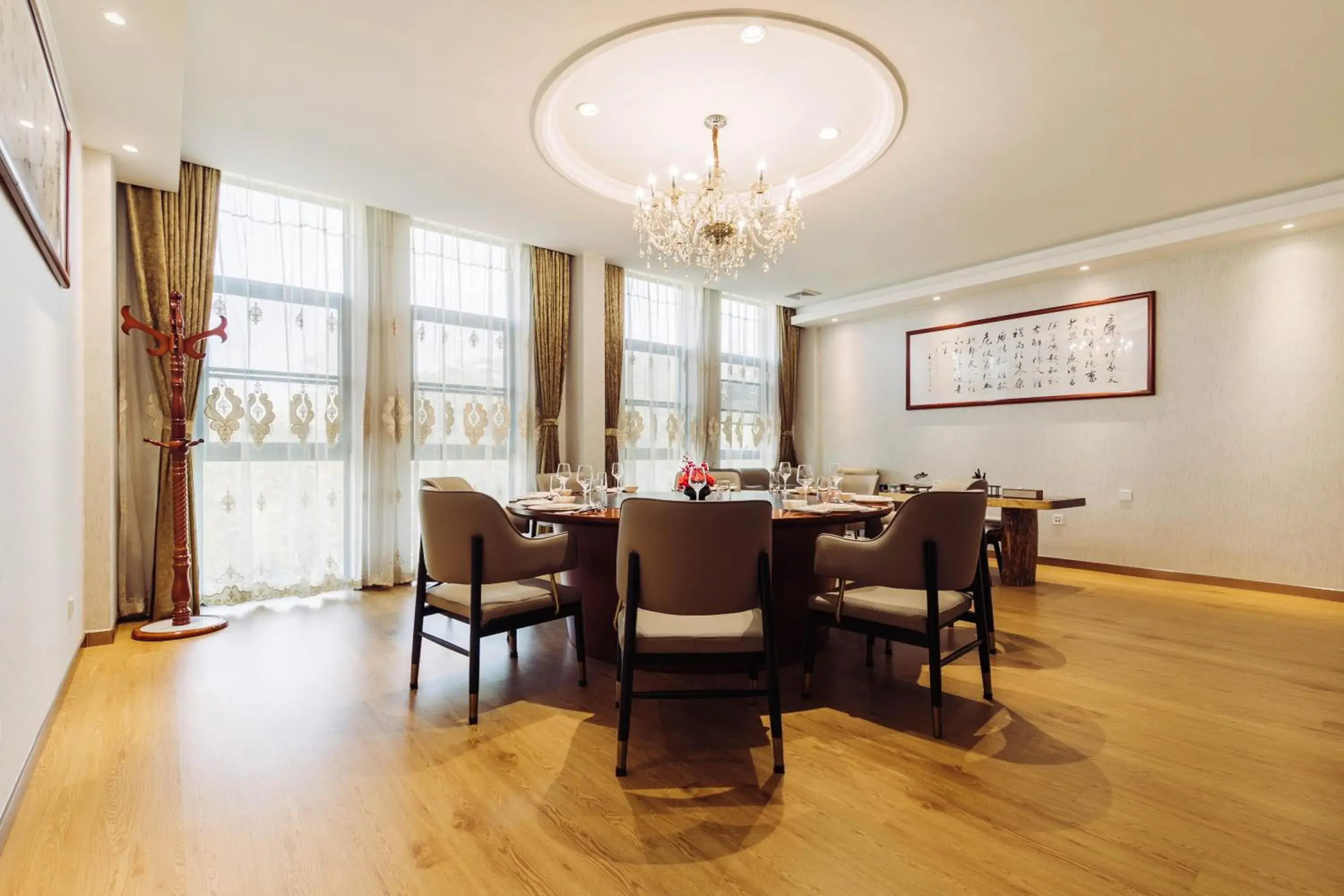 Restaurant/places to eat in Best Boutique Hotel Restaurant/places to eat in Best Boutique Hotel