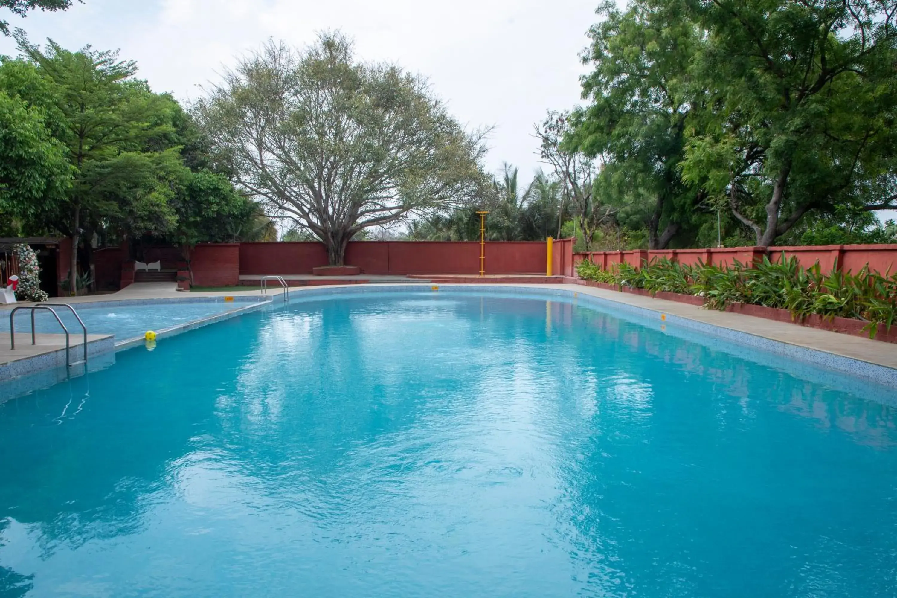 Swimming pool in The Greenfields Resort and Convention Swimming pool in The Greenfields Resort and Convention