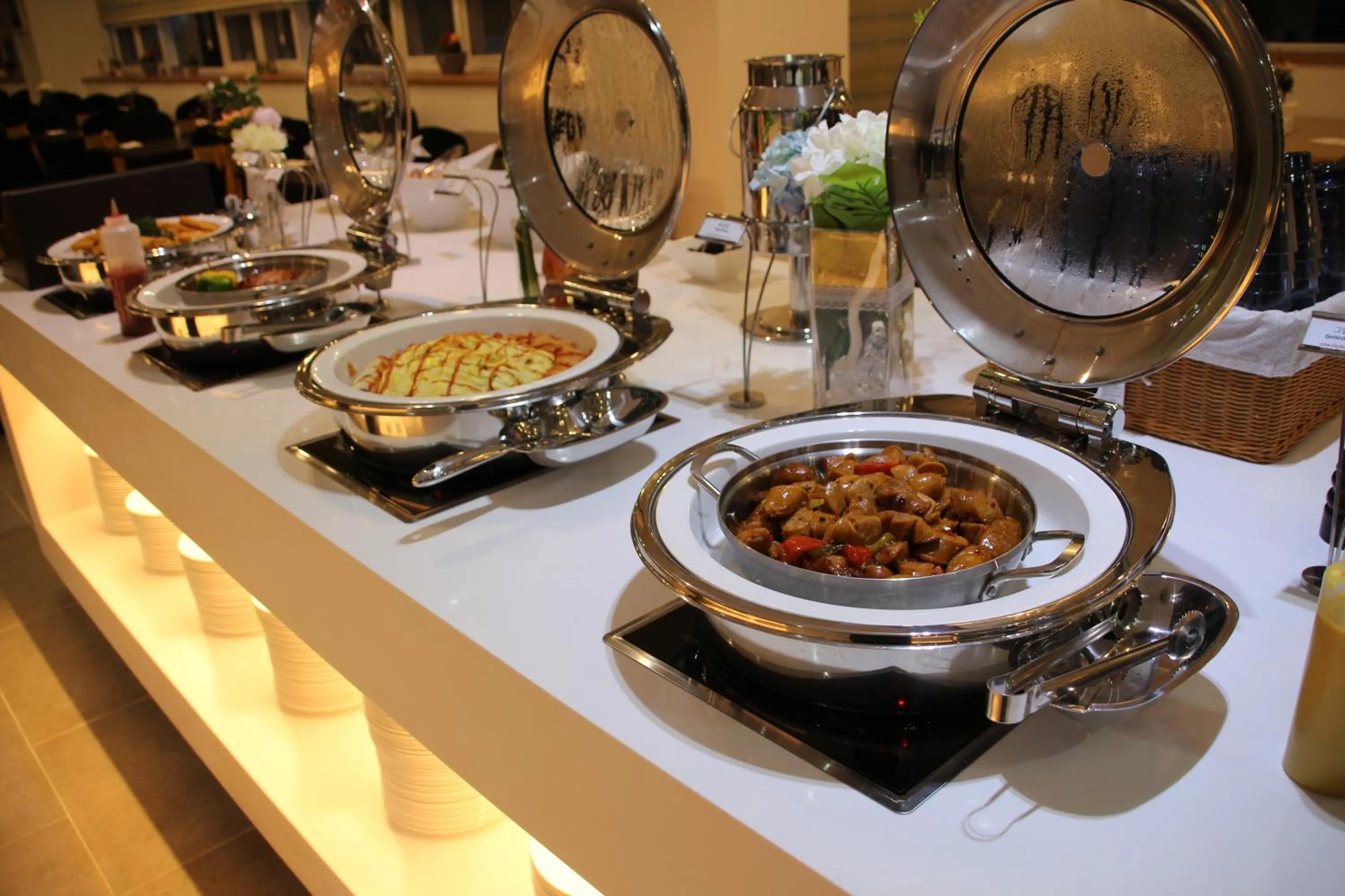 Buffet breakfast in Co-op City Hotel Seongsan