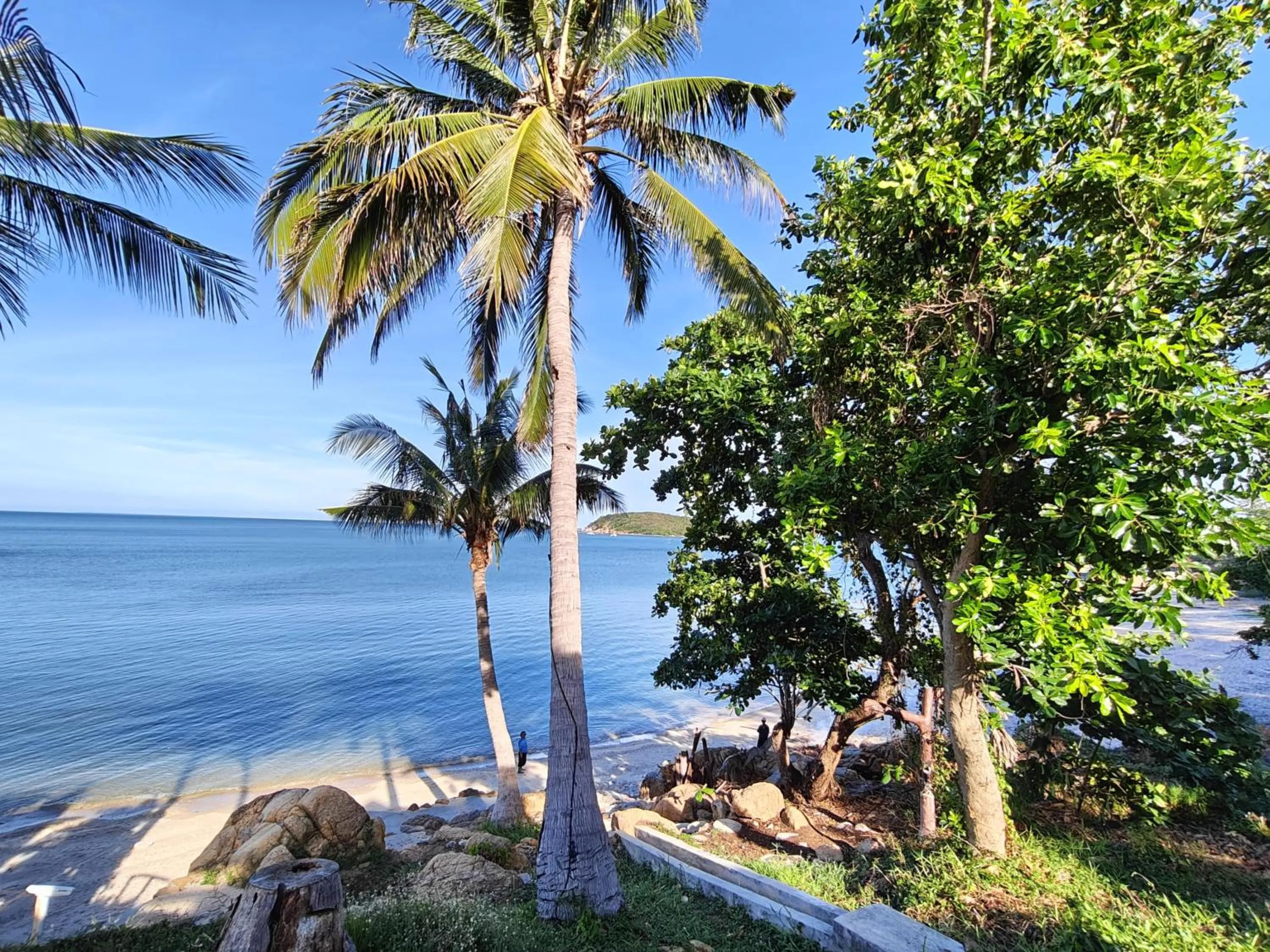 Day in Bhundhari Resort & Villas Samui