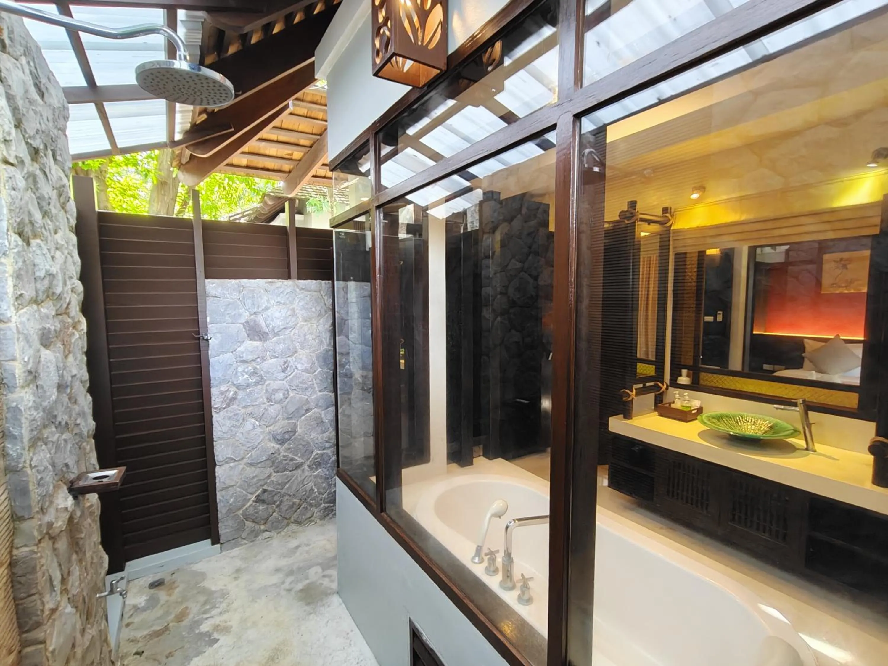 Shower in Bhundhari Resort & Villas Samui