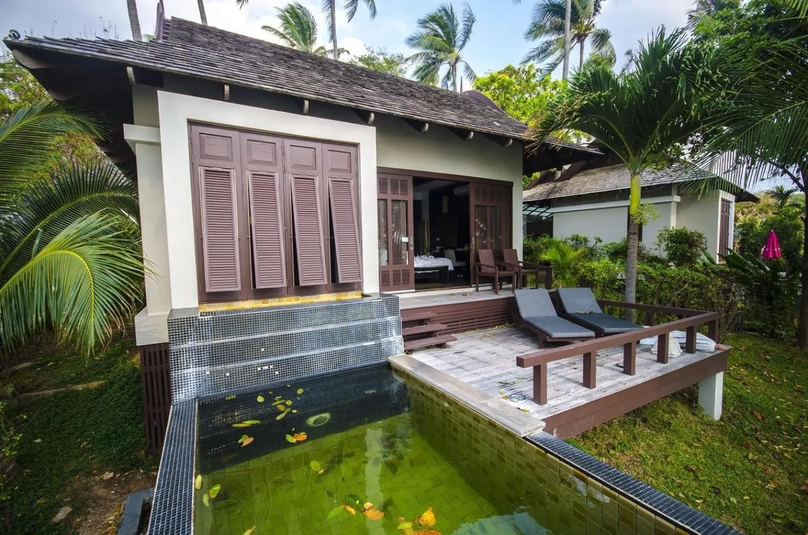 Swimming pool in Bhundhari Resort & Villas Samui