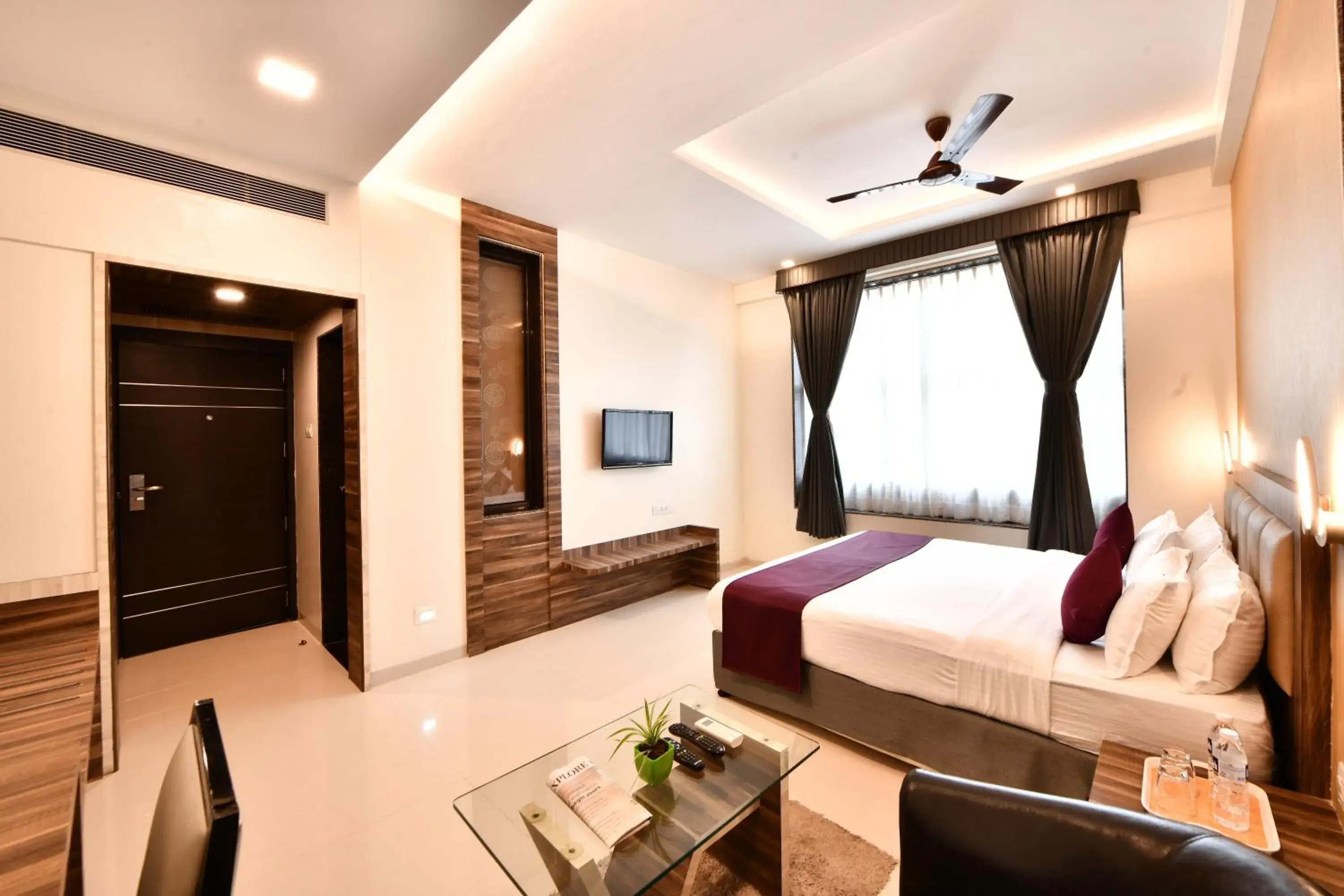 Bed in Click Hotel Sagar Plaza Chakan, Pune Bed in Click Hotel Sagar Plaza Chakan, Pune