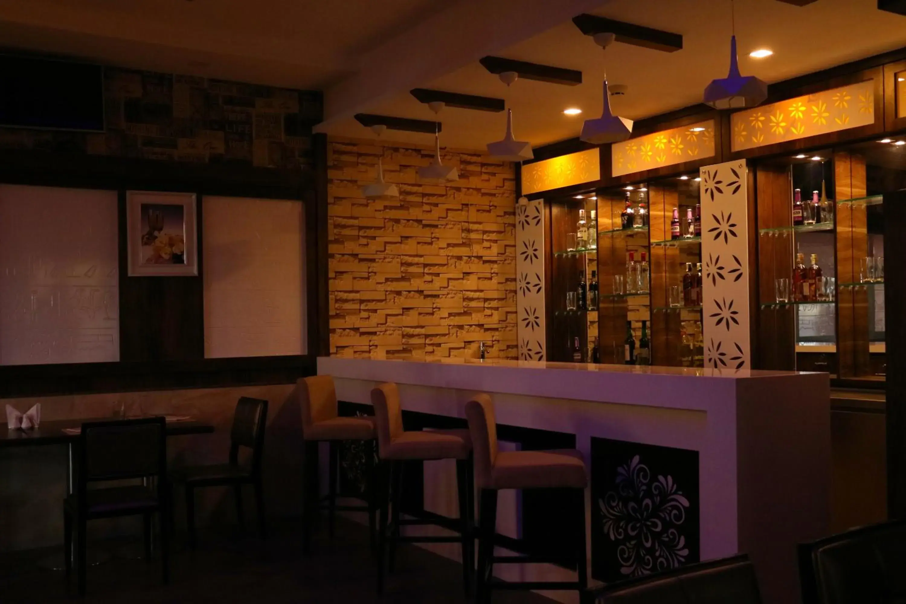 Lounge or bar in Click Hotel Sagar Plaza Chakan, Pune Lounge or bar in Click Hotel Sagar Plaza Chakan, Pune