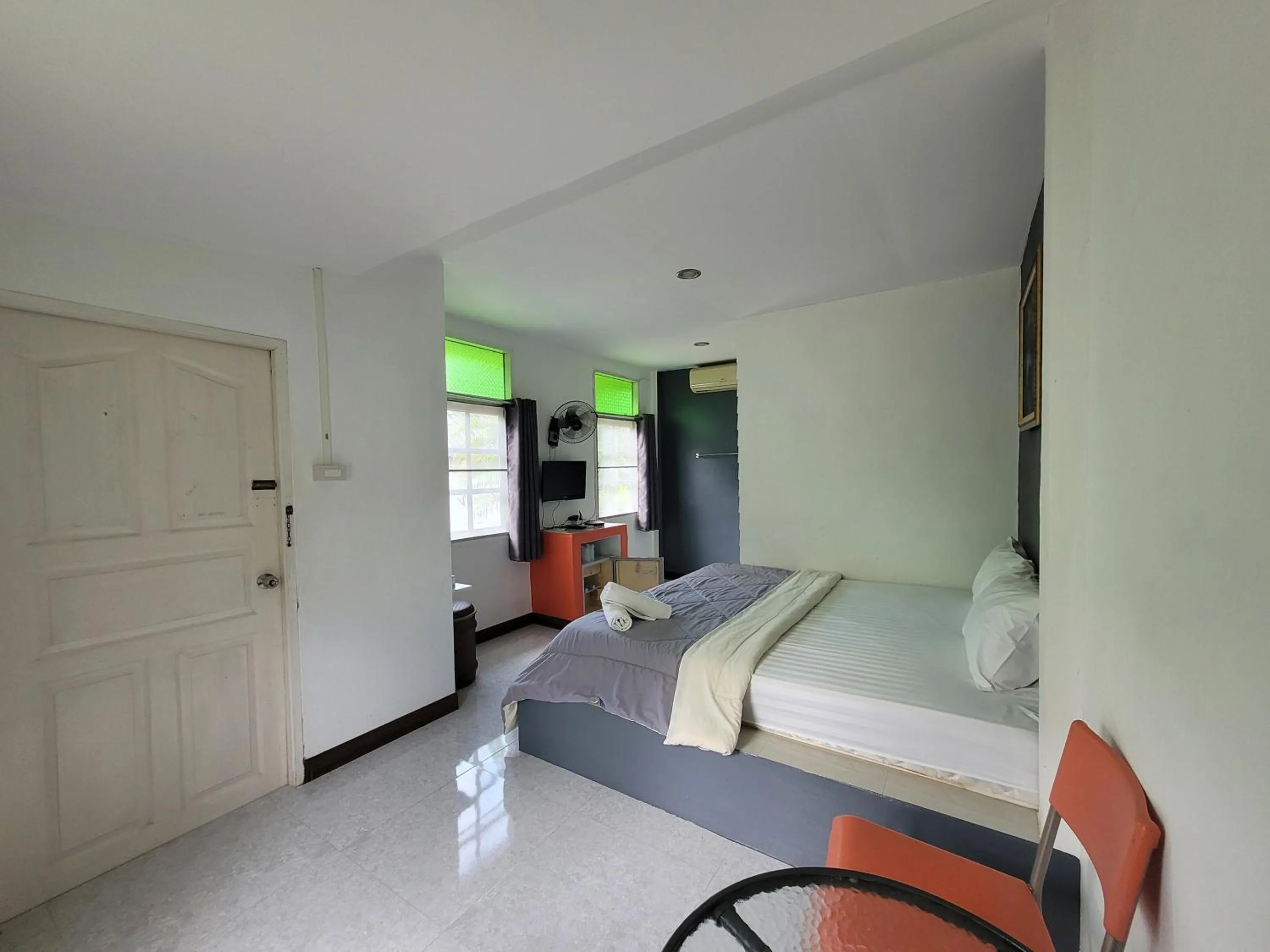 Sawan Srang Nang Kaew