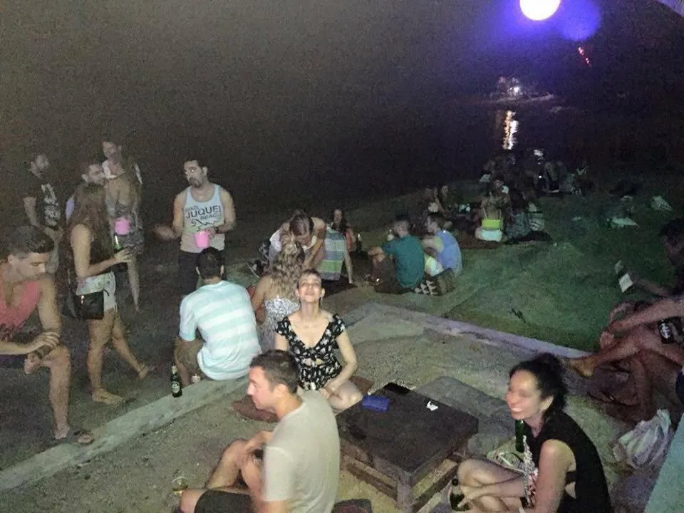 Evening entertainment in Two Rocks Bungalows