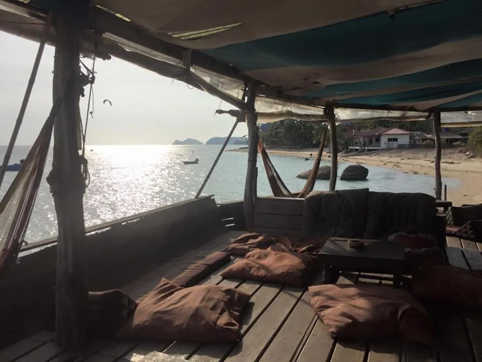 Communal lounge/ TV room in Two Rocks Bungalows