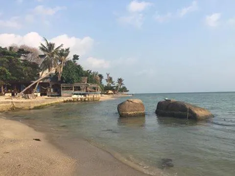 Beach in Two Rocks Bungalows