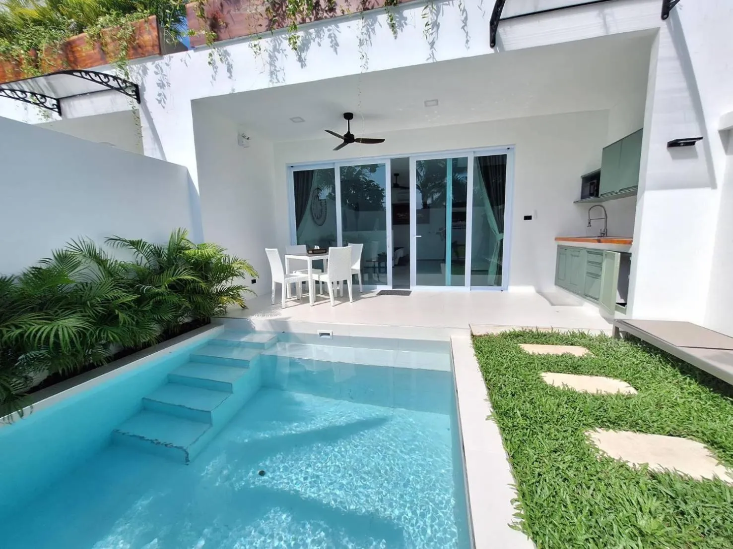 Lotus Bleu Resort & Restaurant