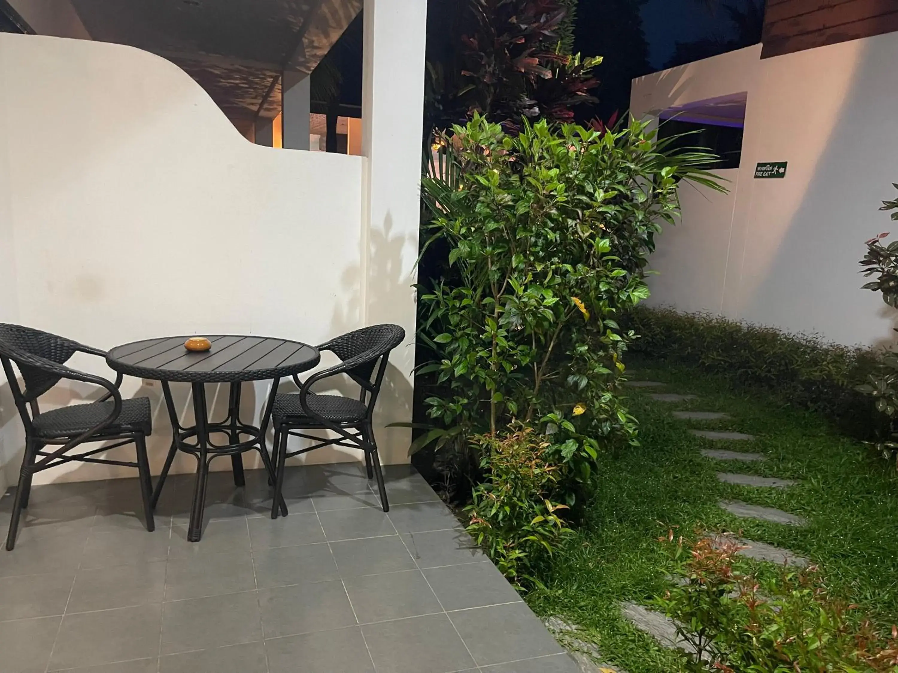 Seating area in Lotus Bleu Resort & Restaurant Seating area in Lotus Bleu Resort & Restaurant