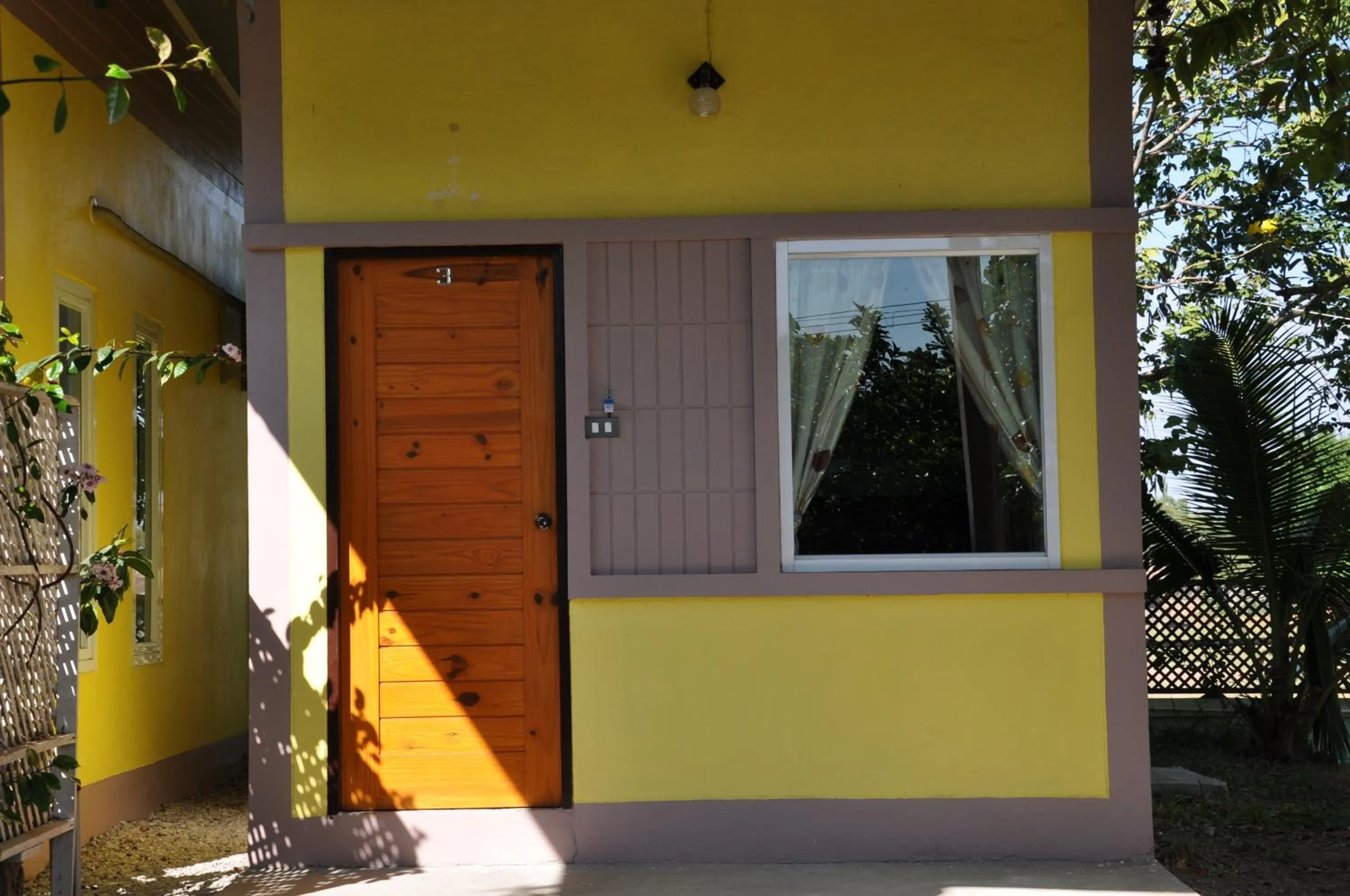 Photo of the whole room in Feel Good Resort