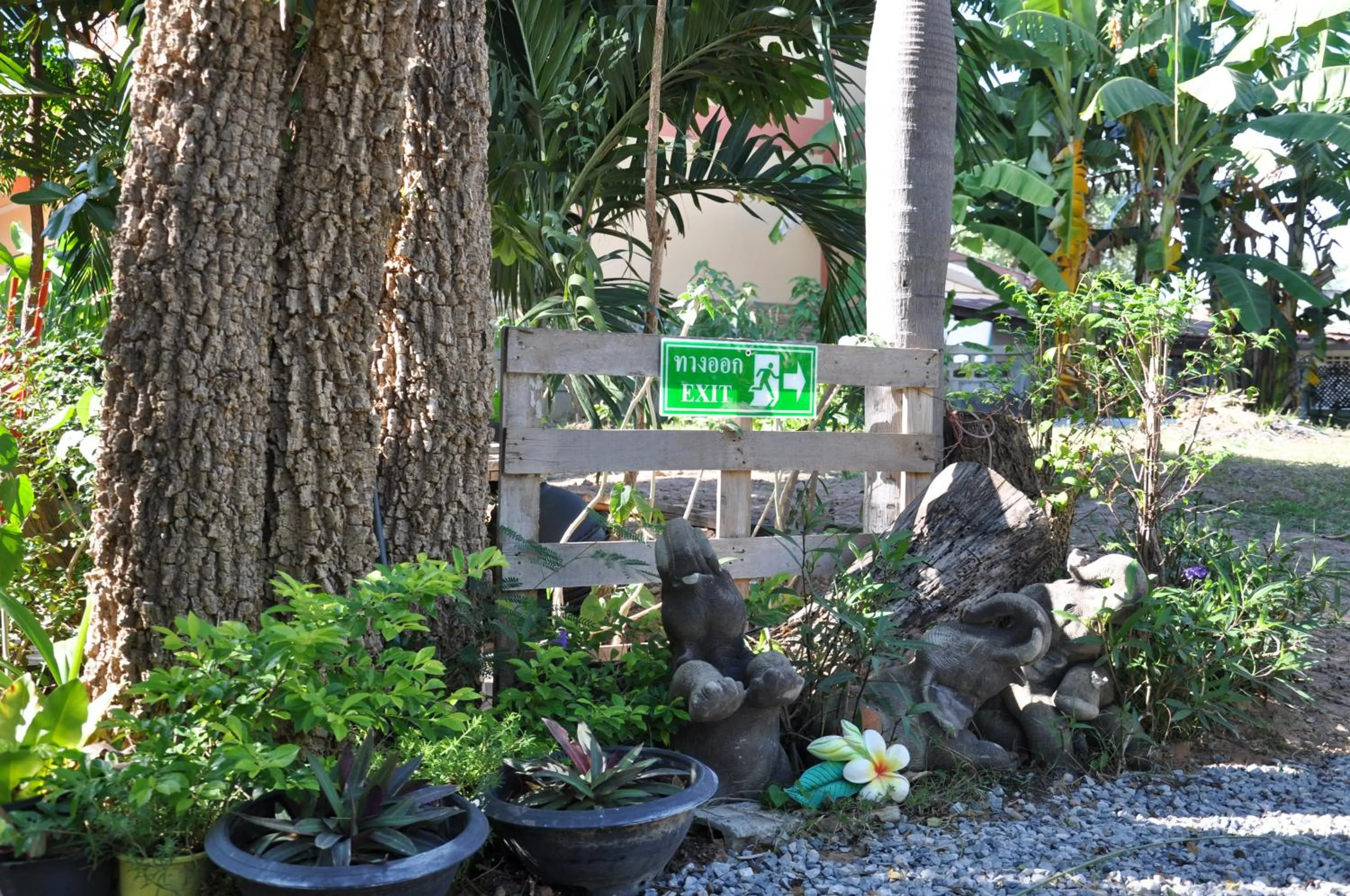 Other in Feel Good Resort