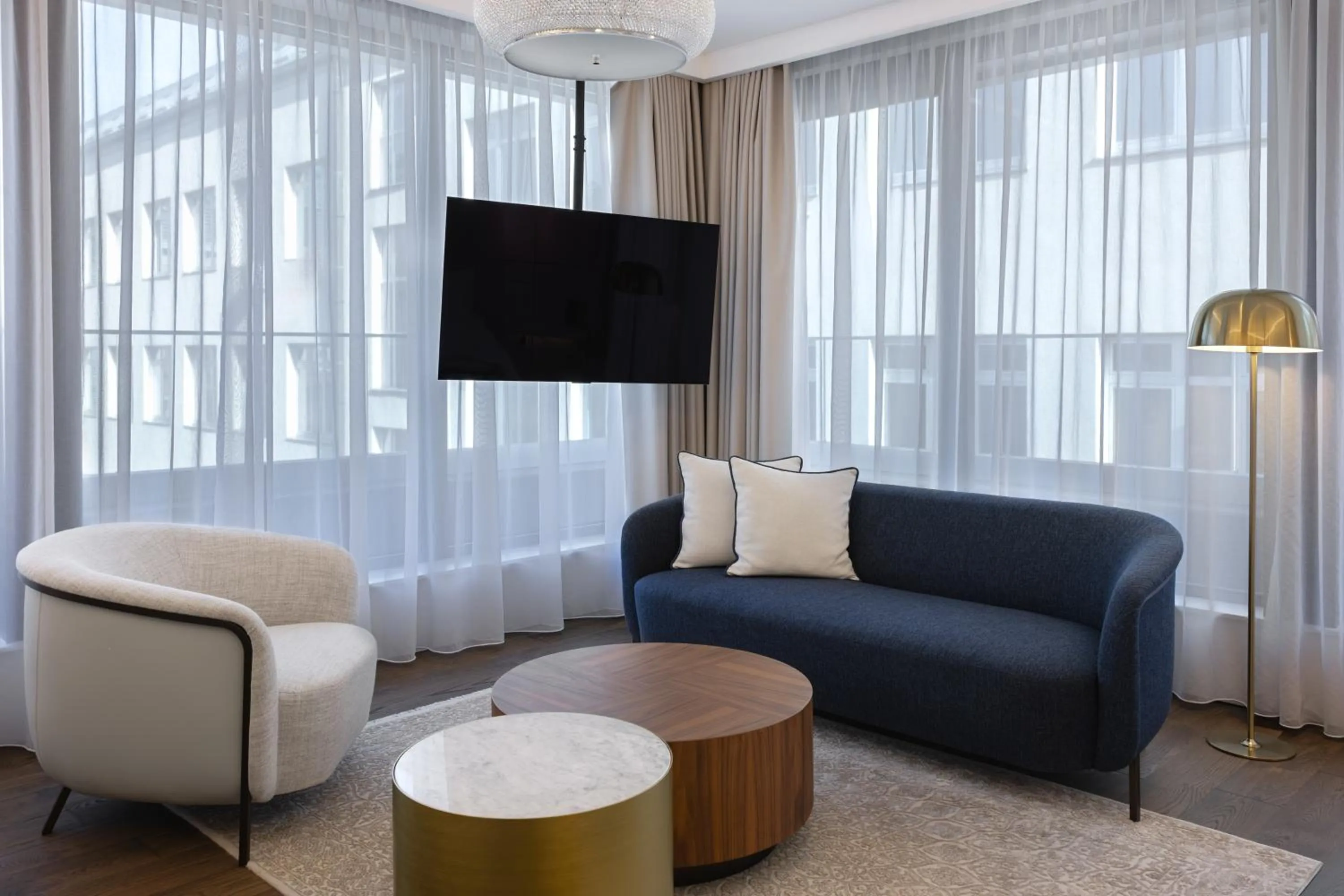 TV and multimedia in Apeiro City Avant-garde Hotel