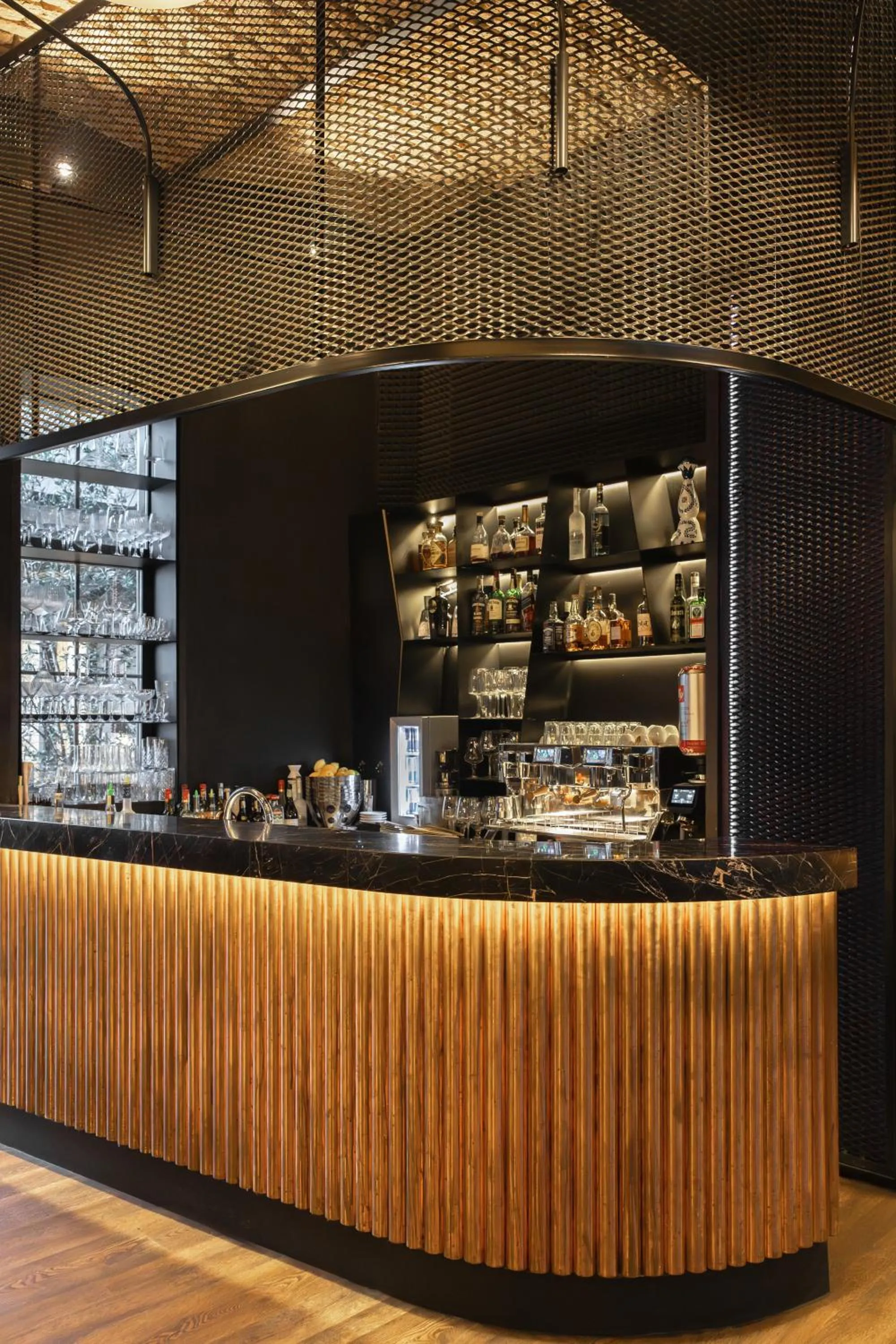 Food and drinks in Apeiro City Avant-garde Hotel