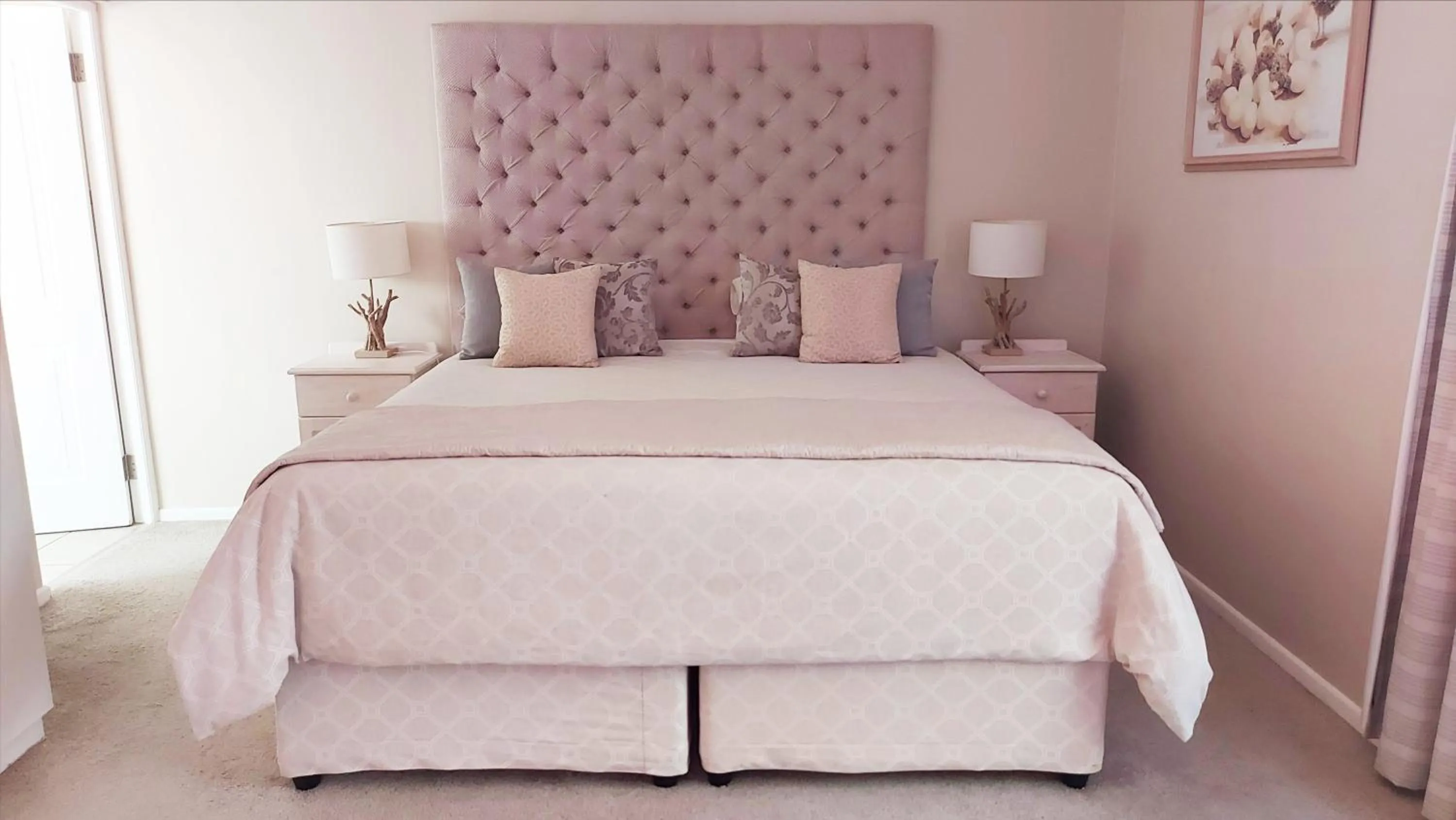 Bed in Russells on the Port