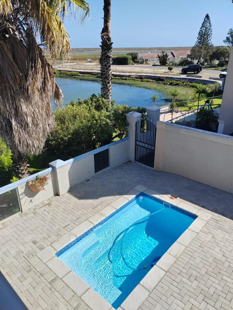 Russells on the Port