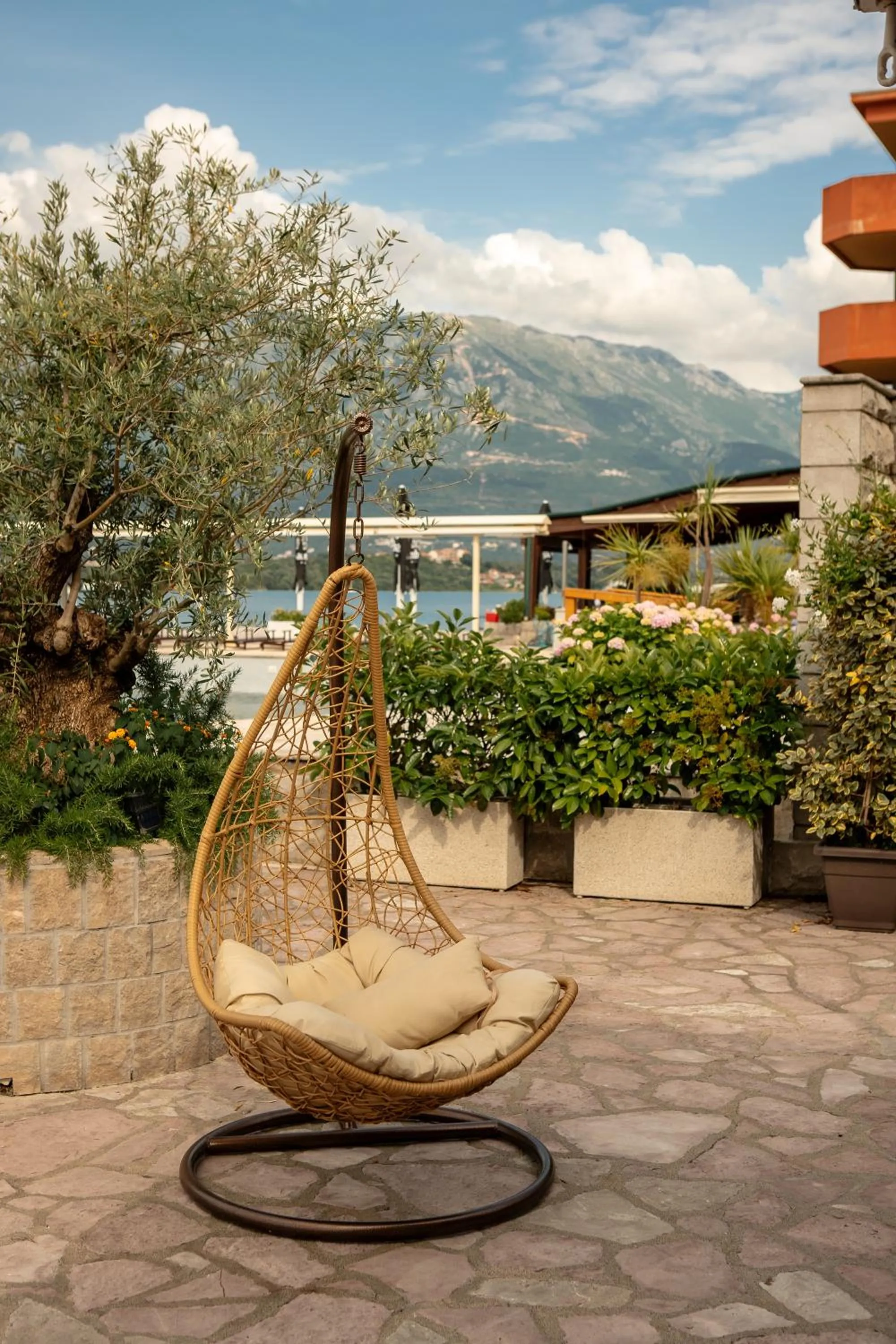 Activities in Apart-hotel Villa Lav