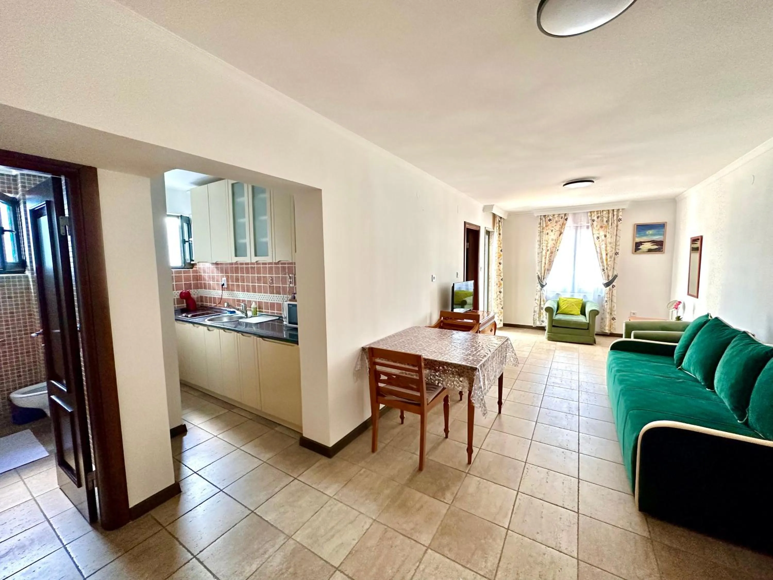 Photo of the whole room in Apart-hotel Villa Lav