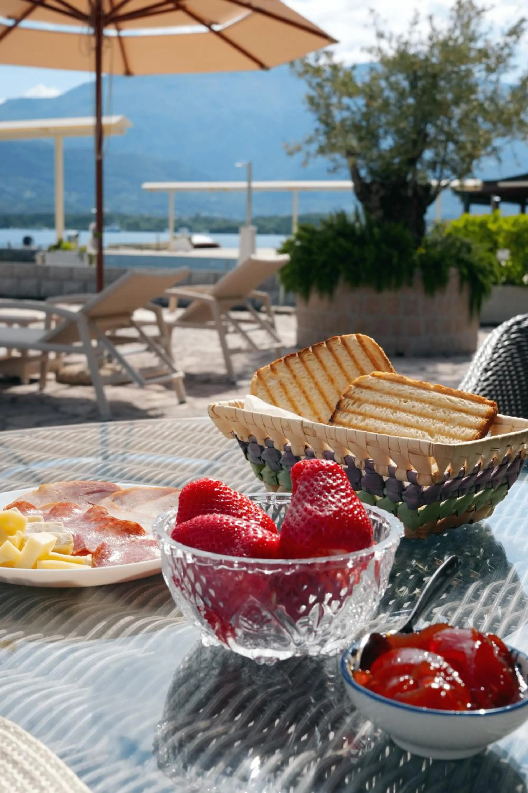 Restaurant/places to eat in Apart-hotel Villa Lav