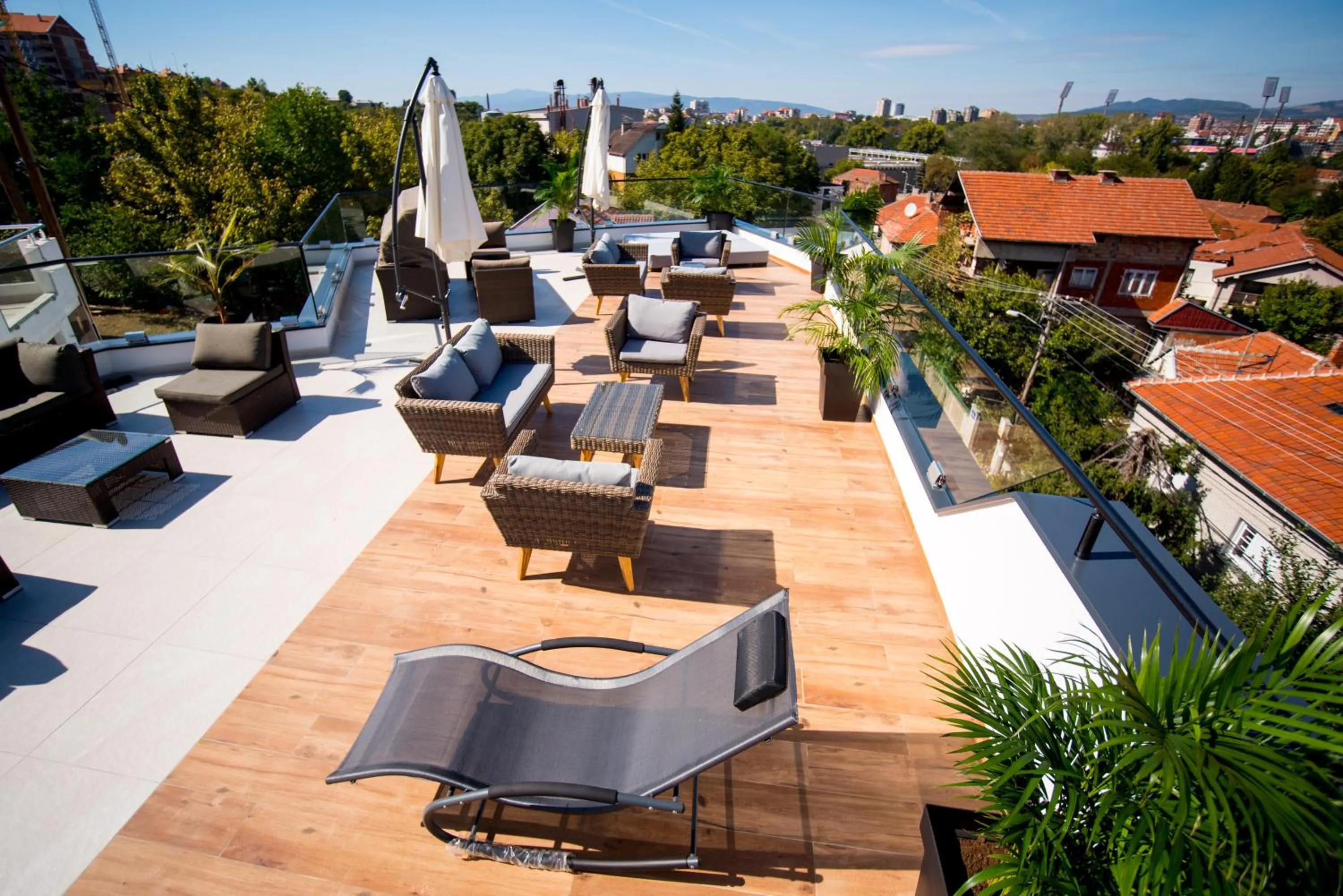 Apel Luxury