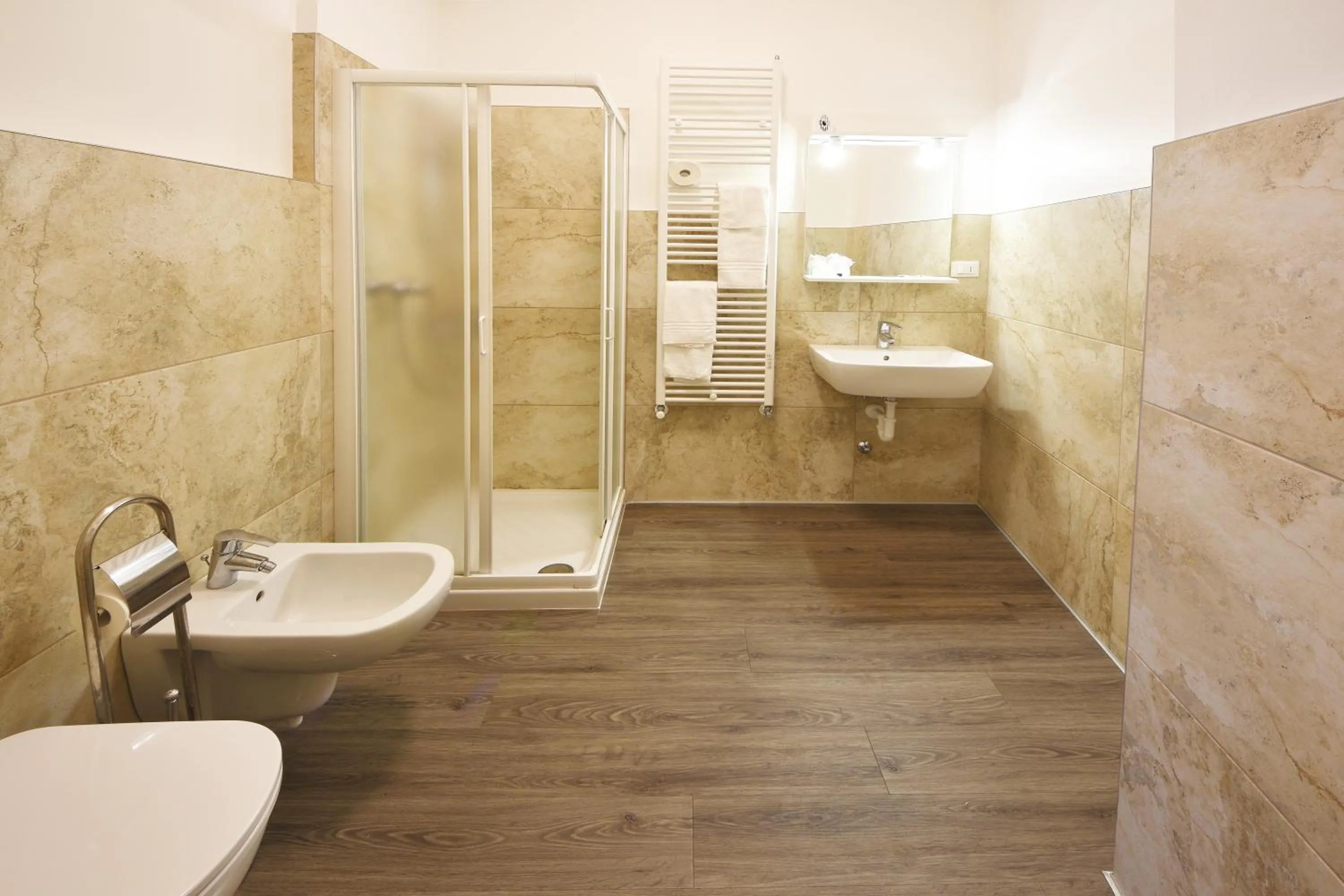 Shower in B&B Centro della Famiglia
